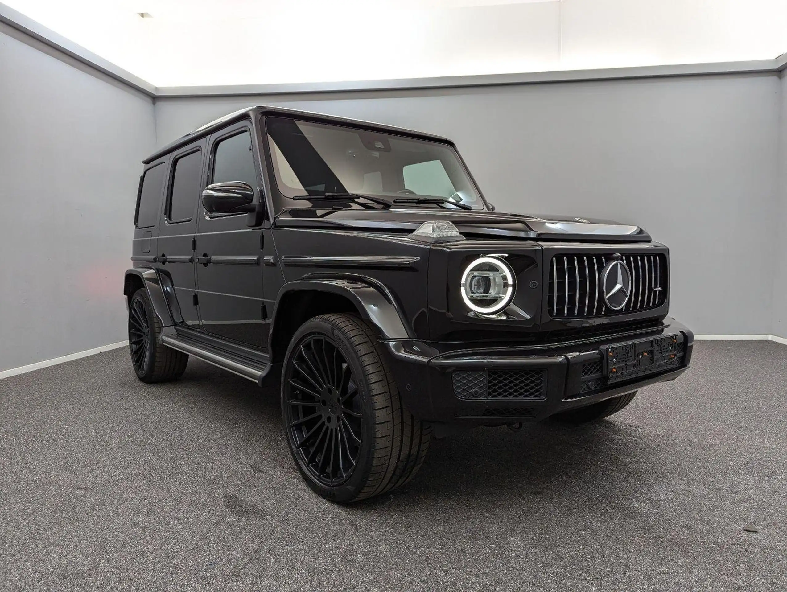 Mercedes-Benz - G 350