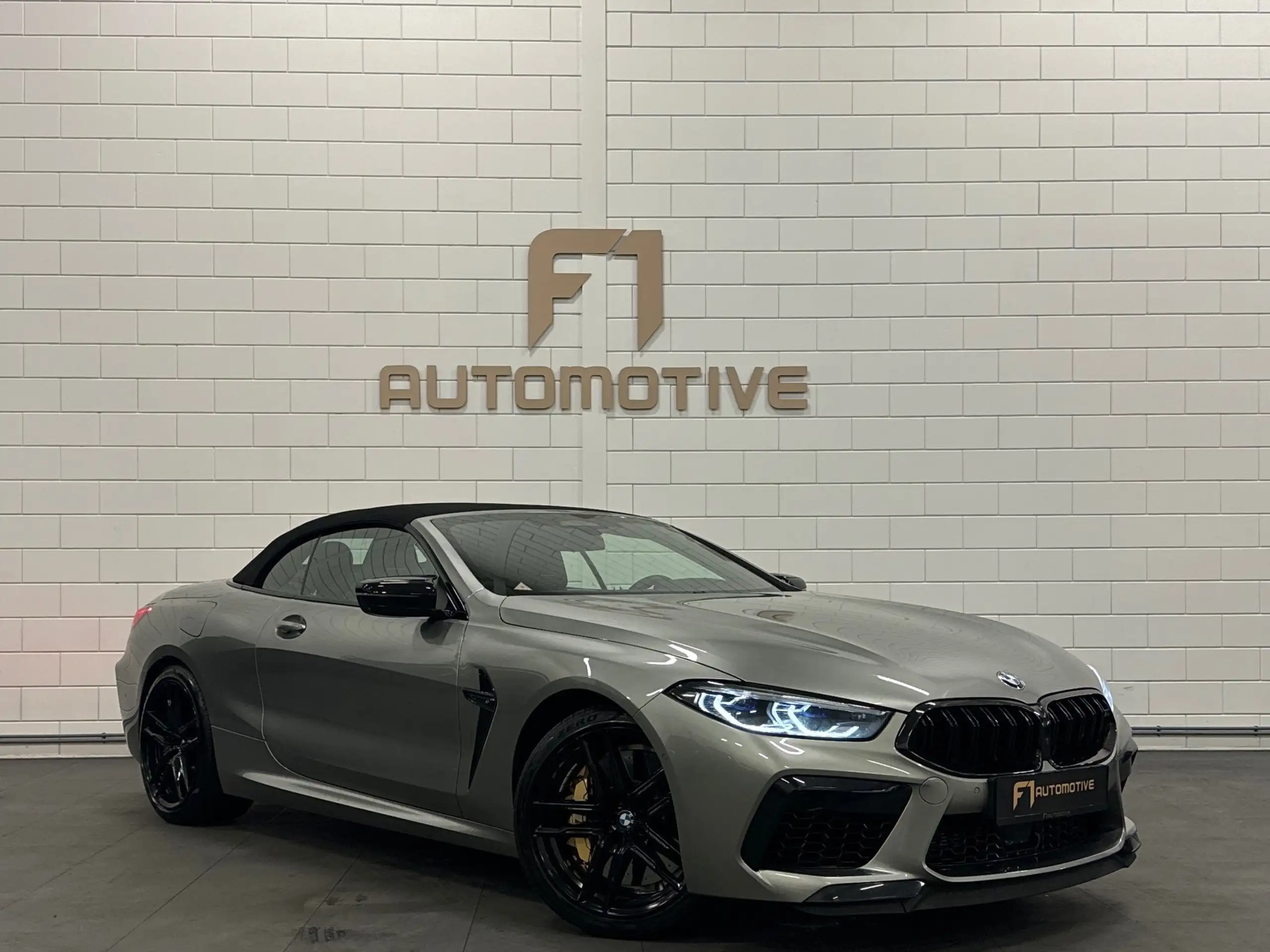 BMW - M8