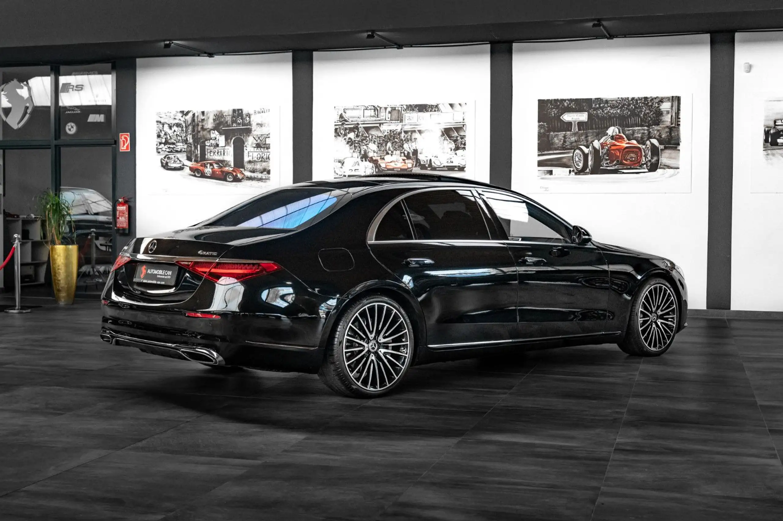 Mercedes-Benz - S 500