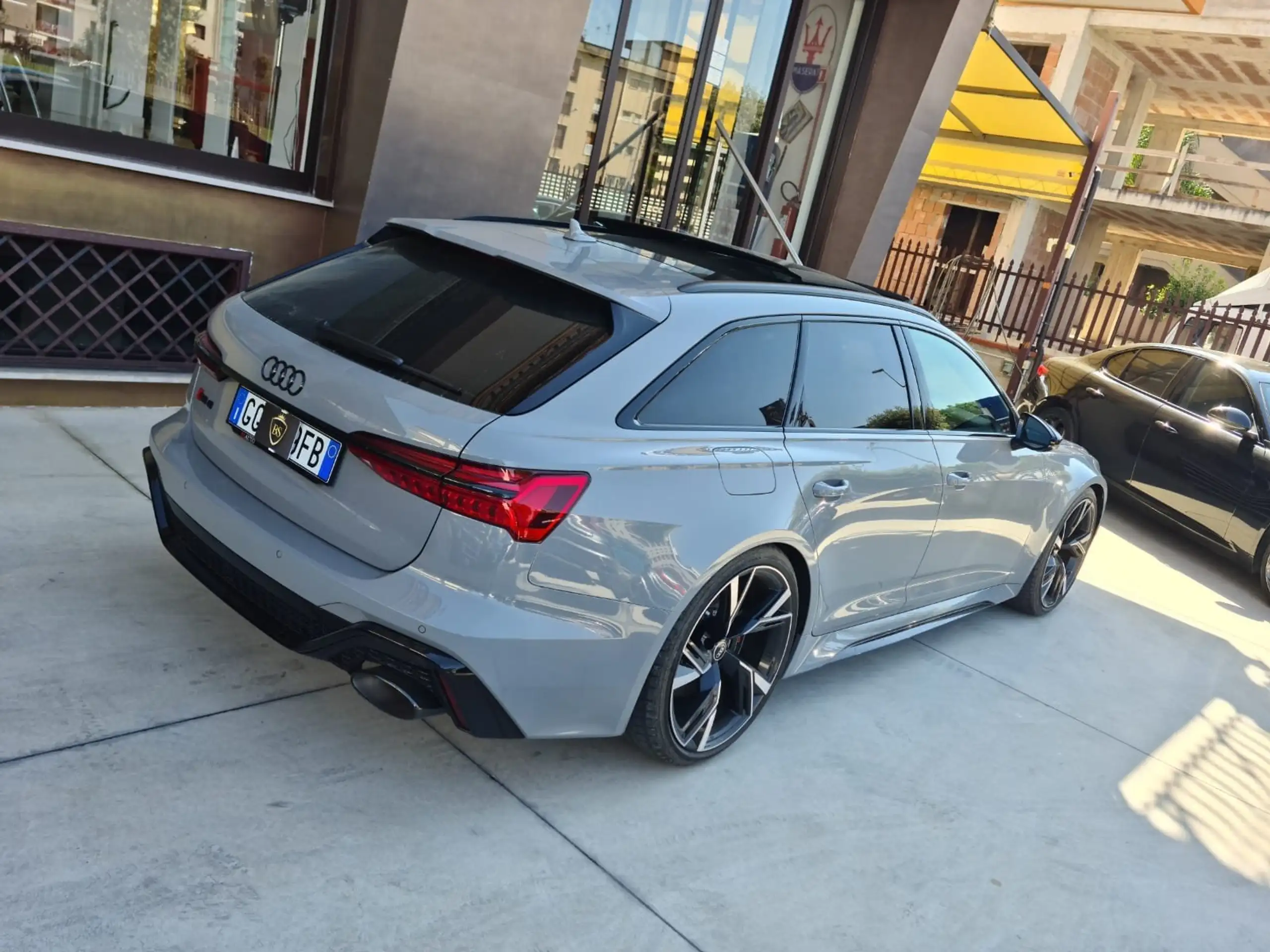 Audi - RS6