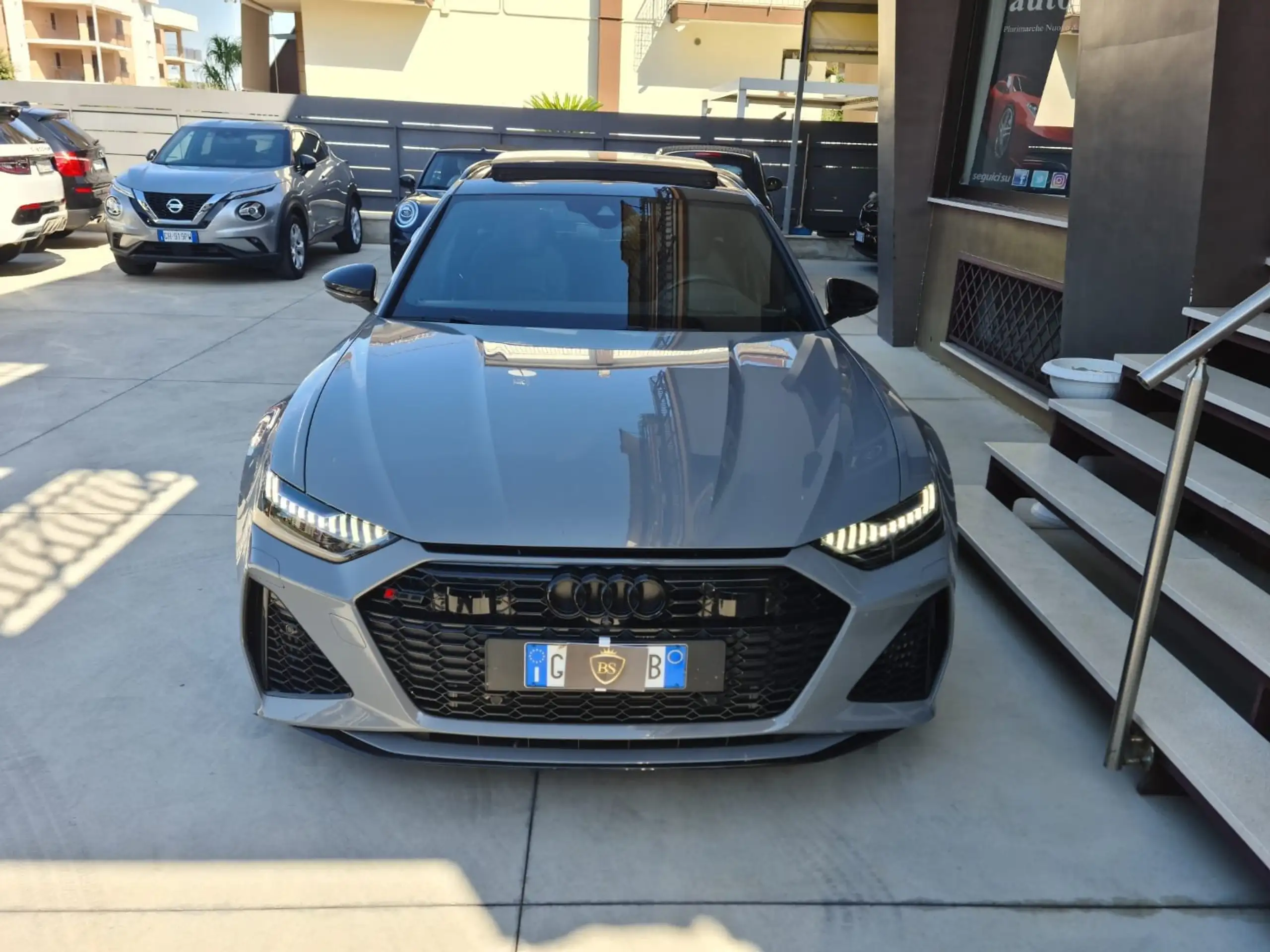 Audi - RS6