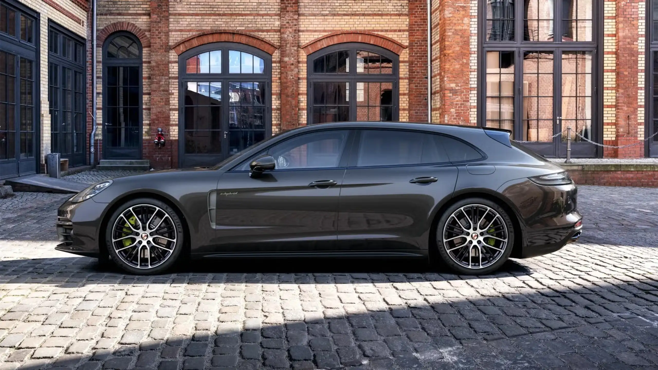 Porsche - Panamera