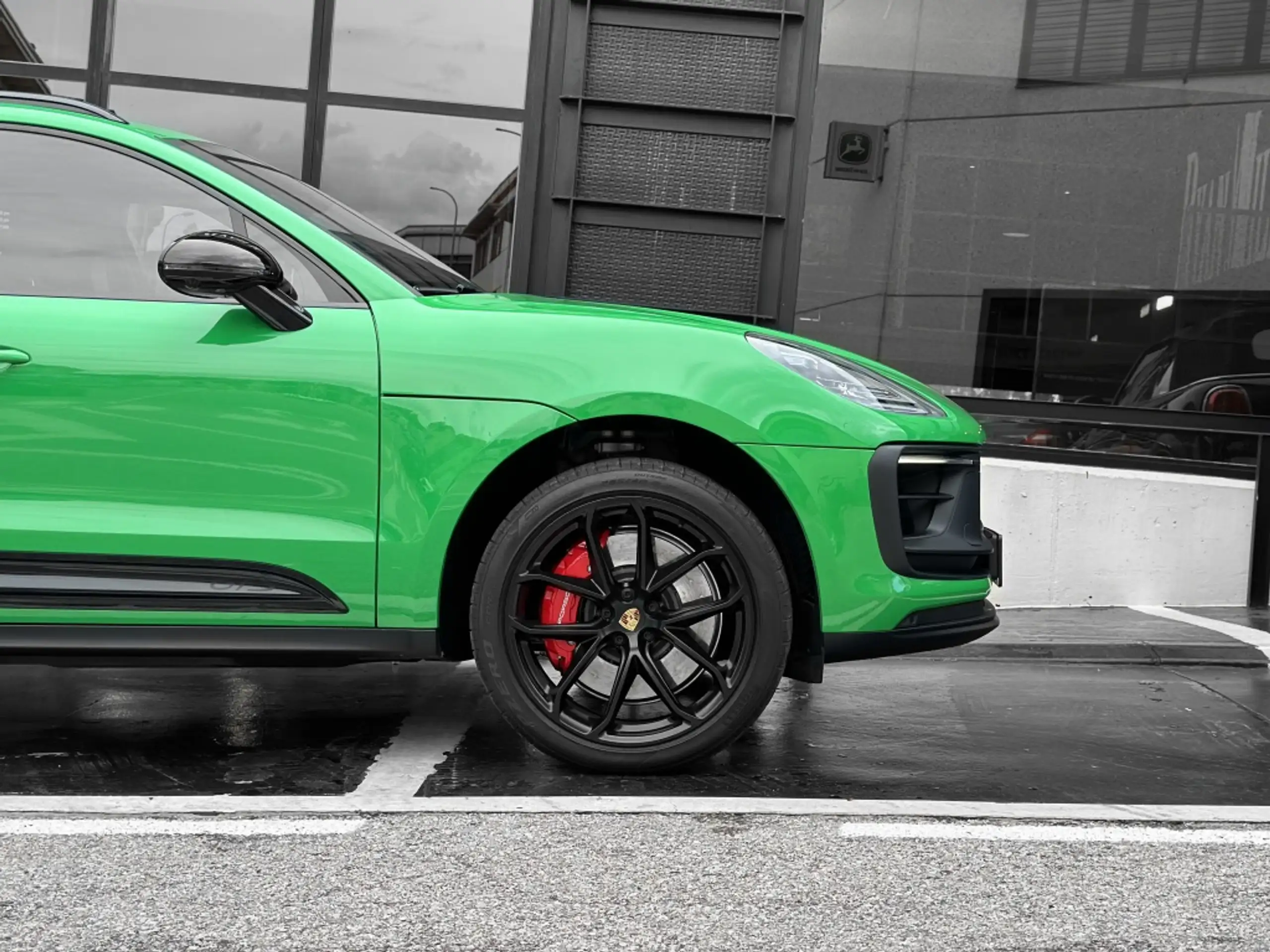 Porsche - Macan