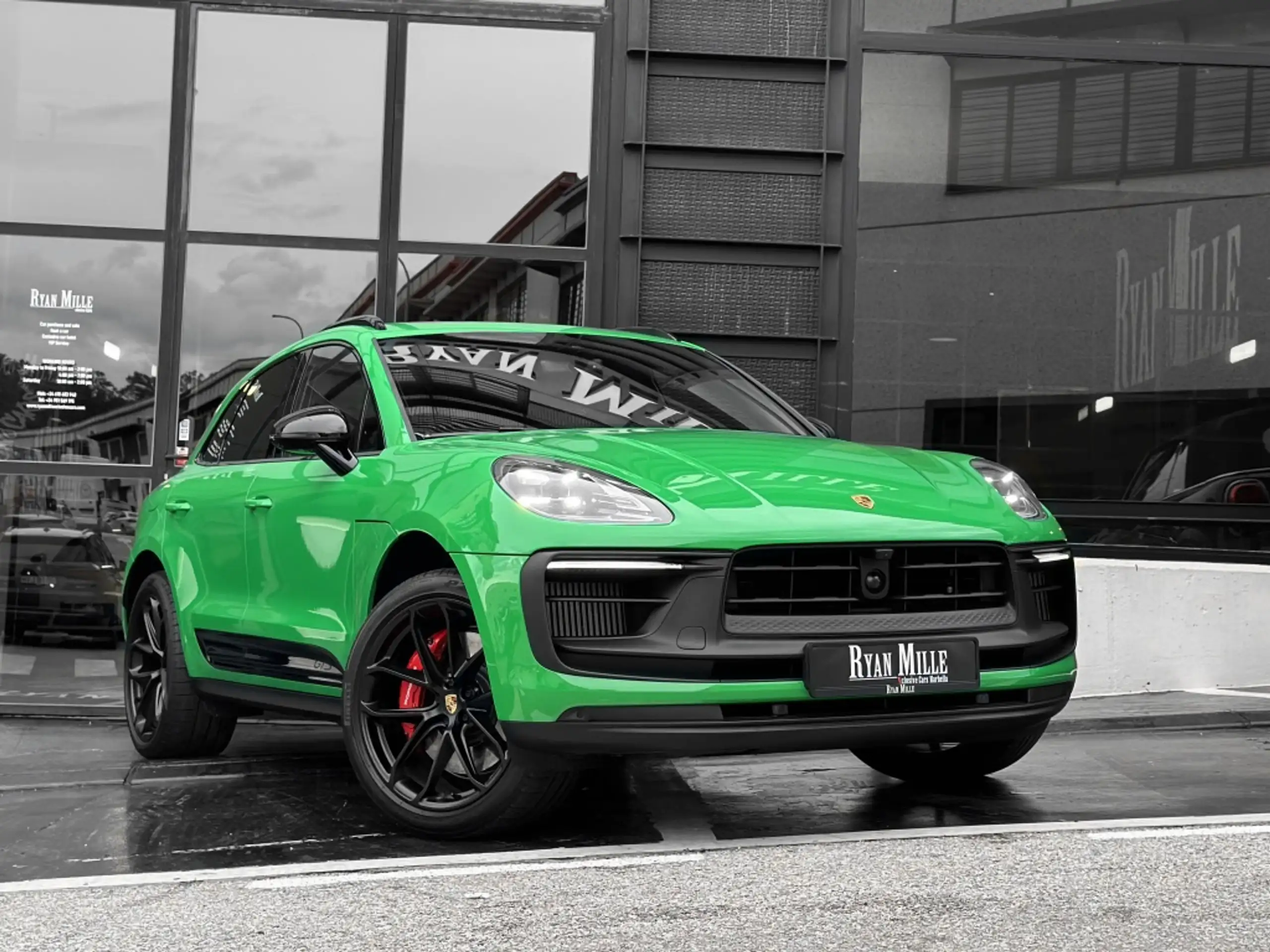 Porsche - Macan