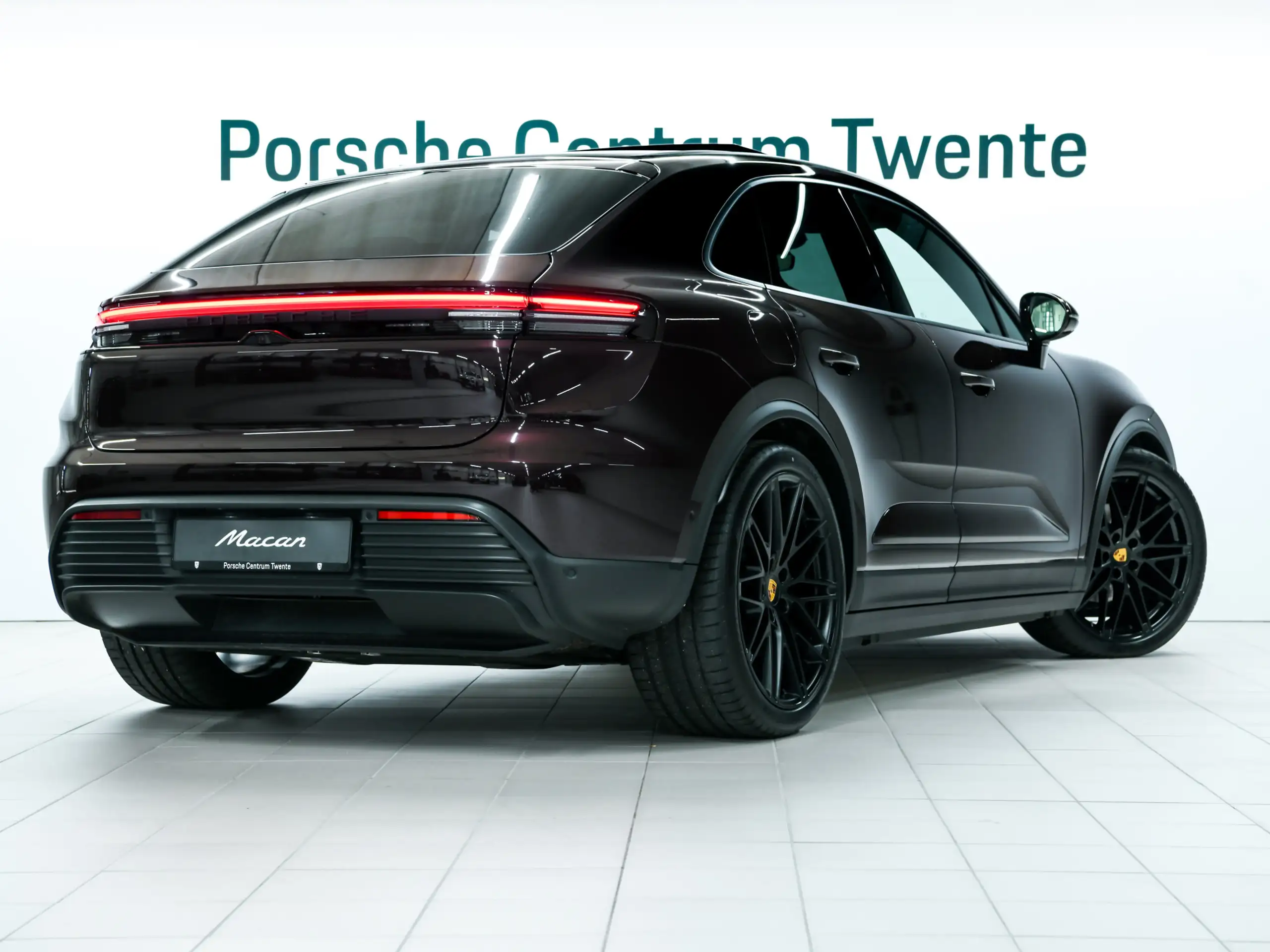 Porsche - Macan