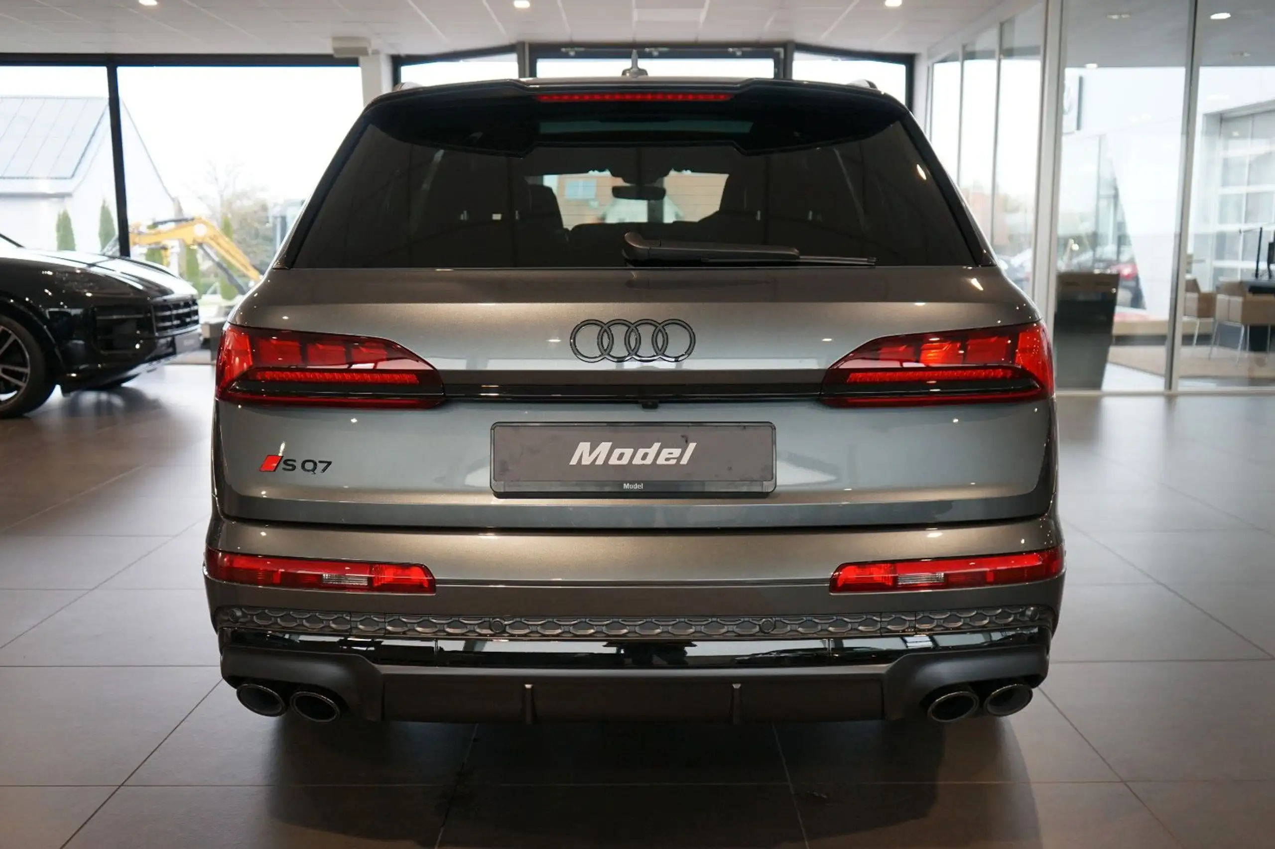 Audi - SQ7