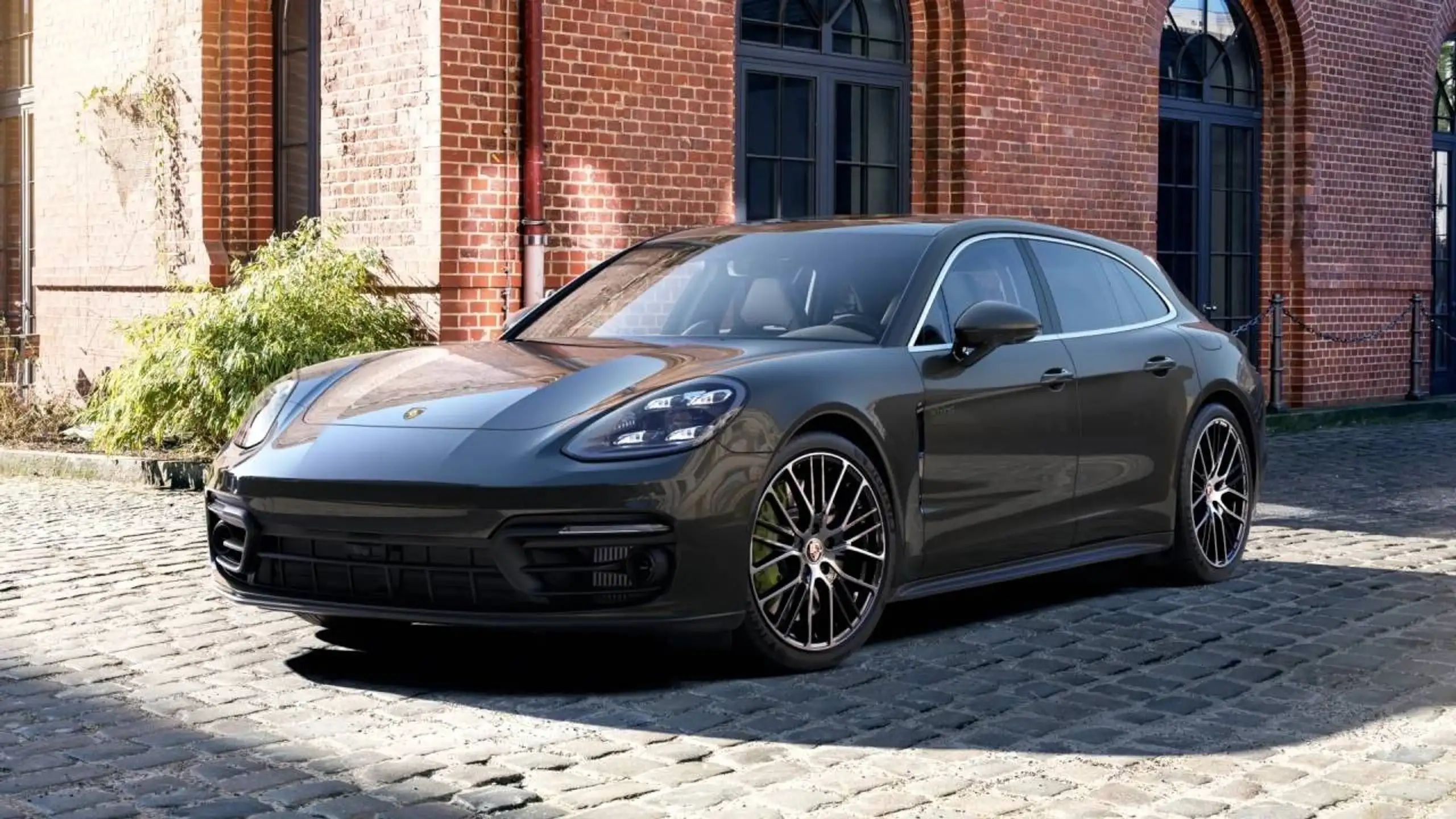 Porsche Panamera 2022