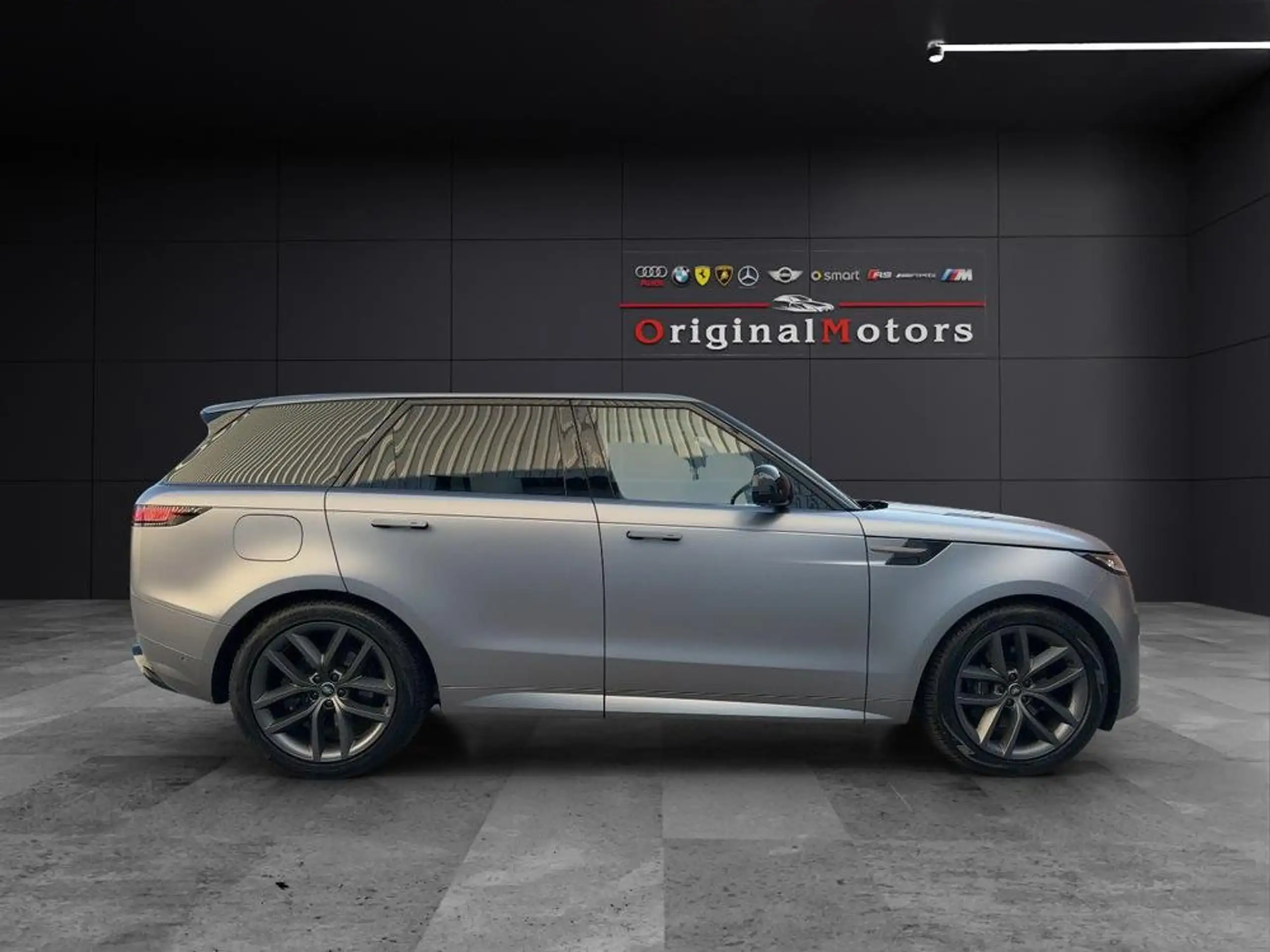 Land Rover - Range Rover Sport