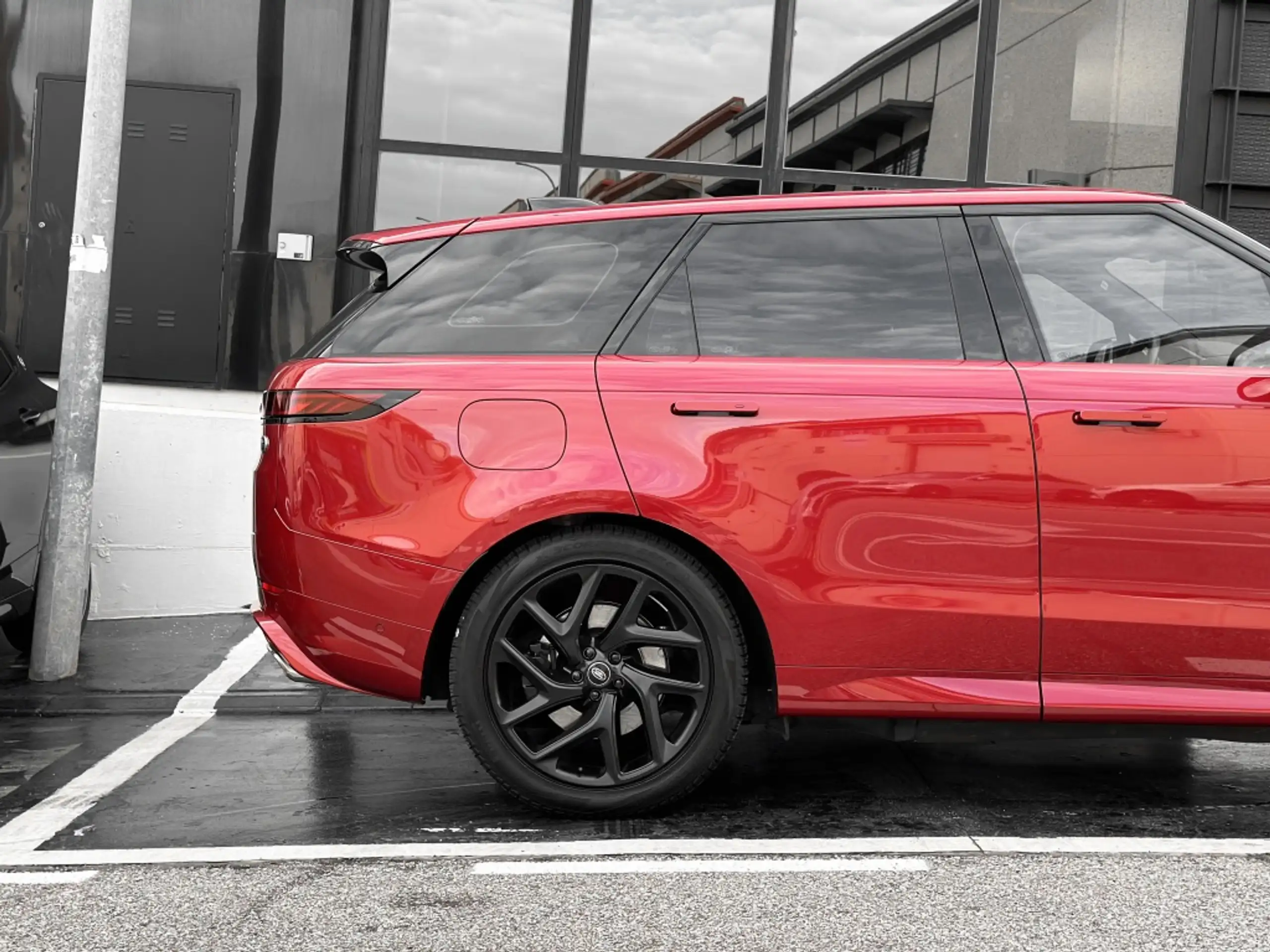 Land Rover - Range Rover Sport