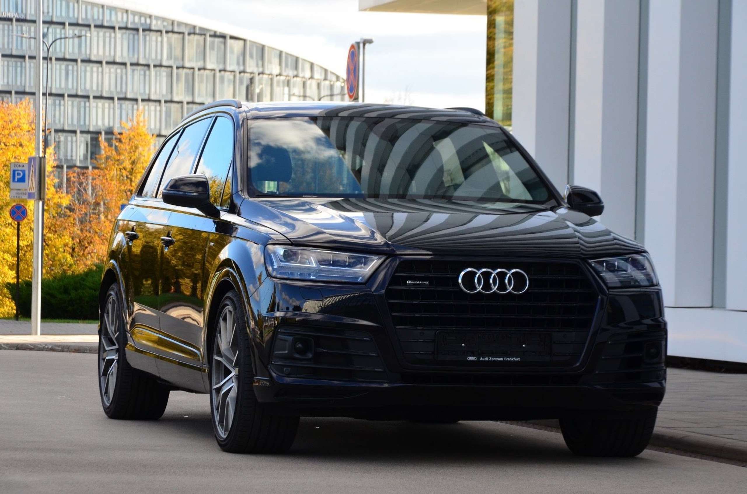 Audi - Q7