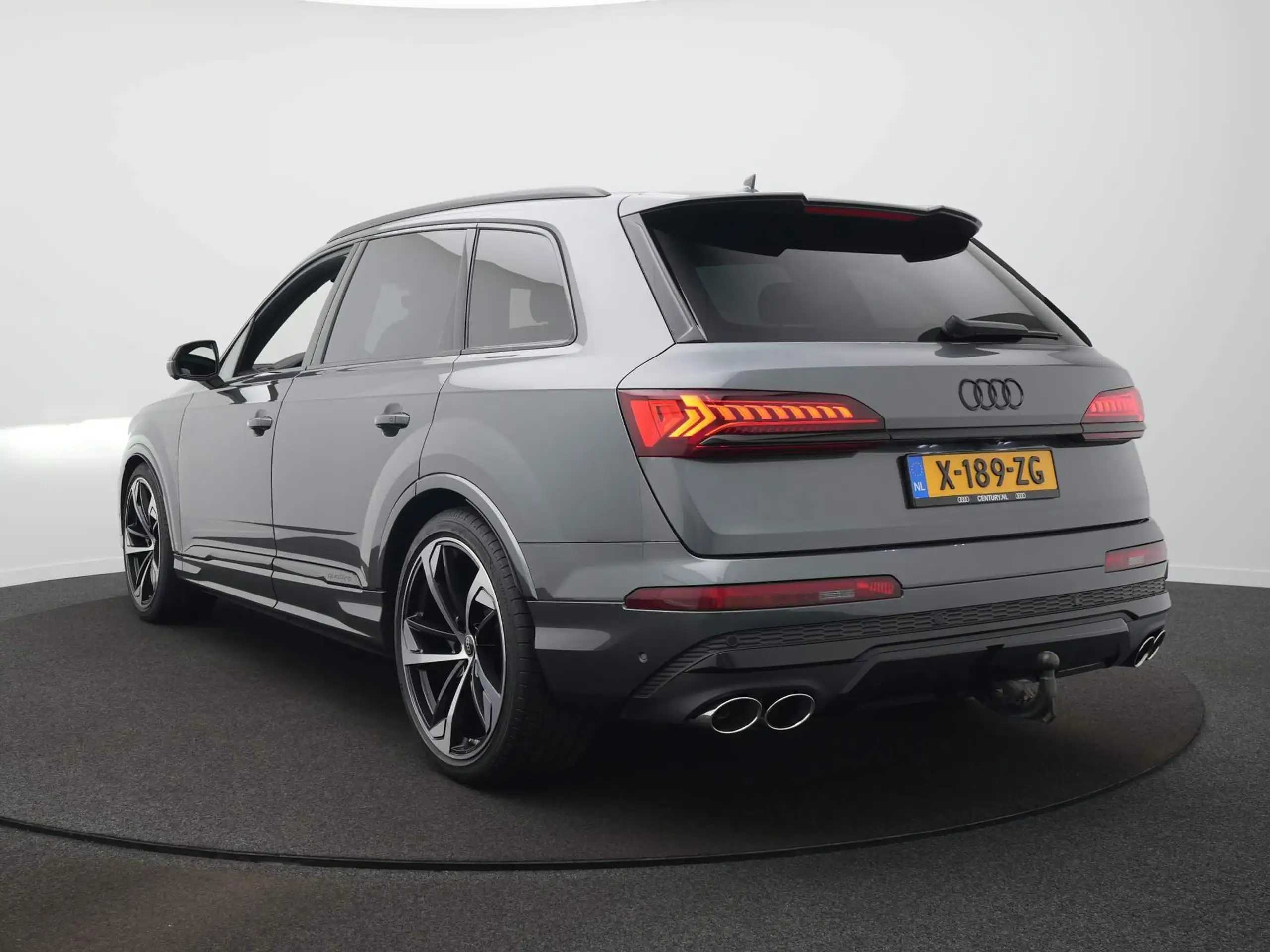 Audi - Q7