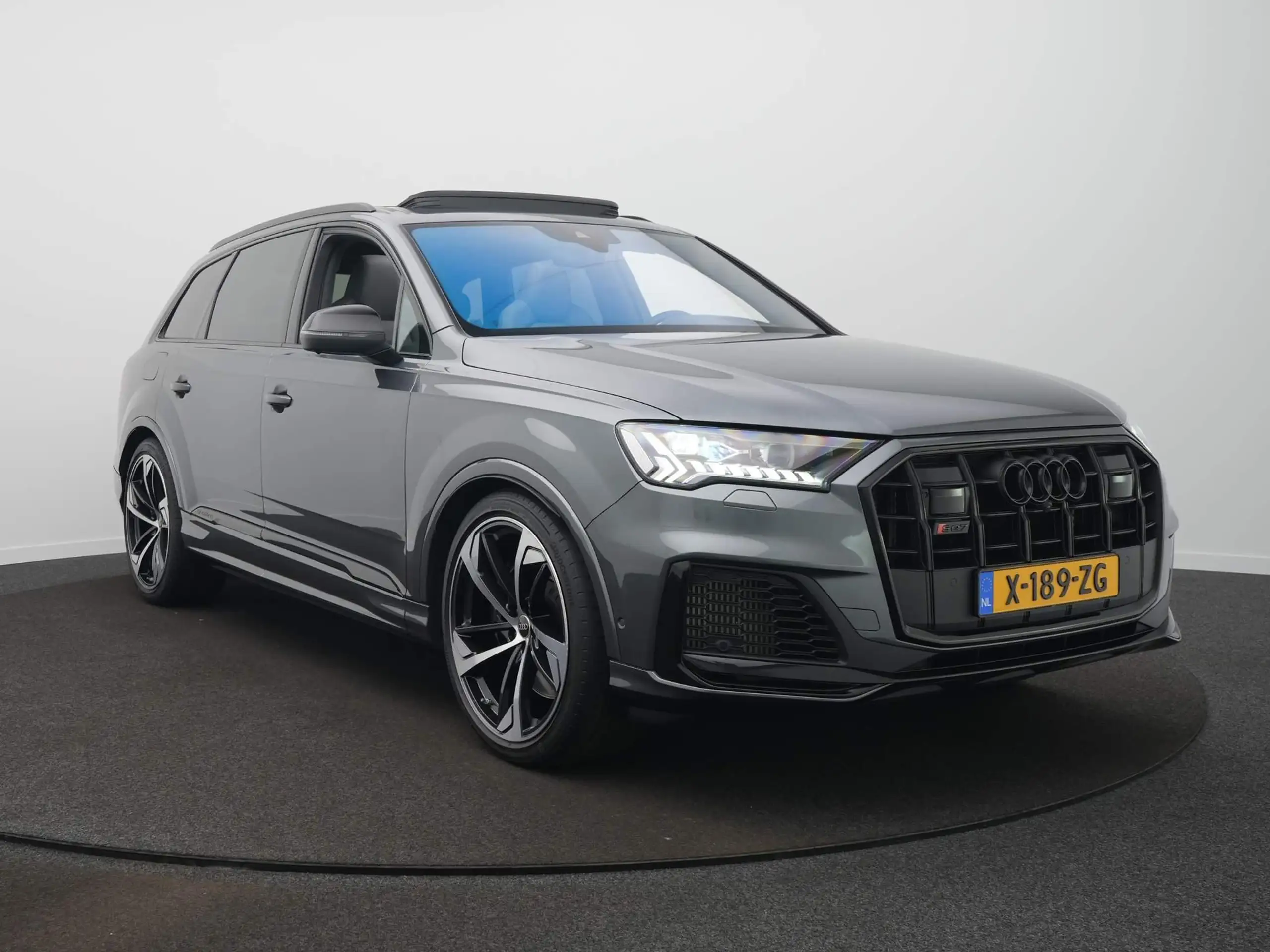 Audi - Q7