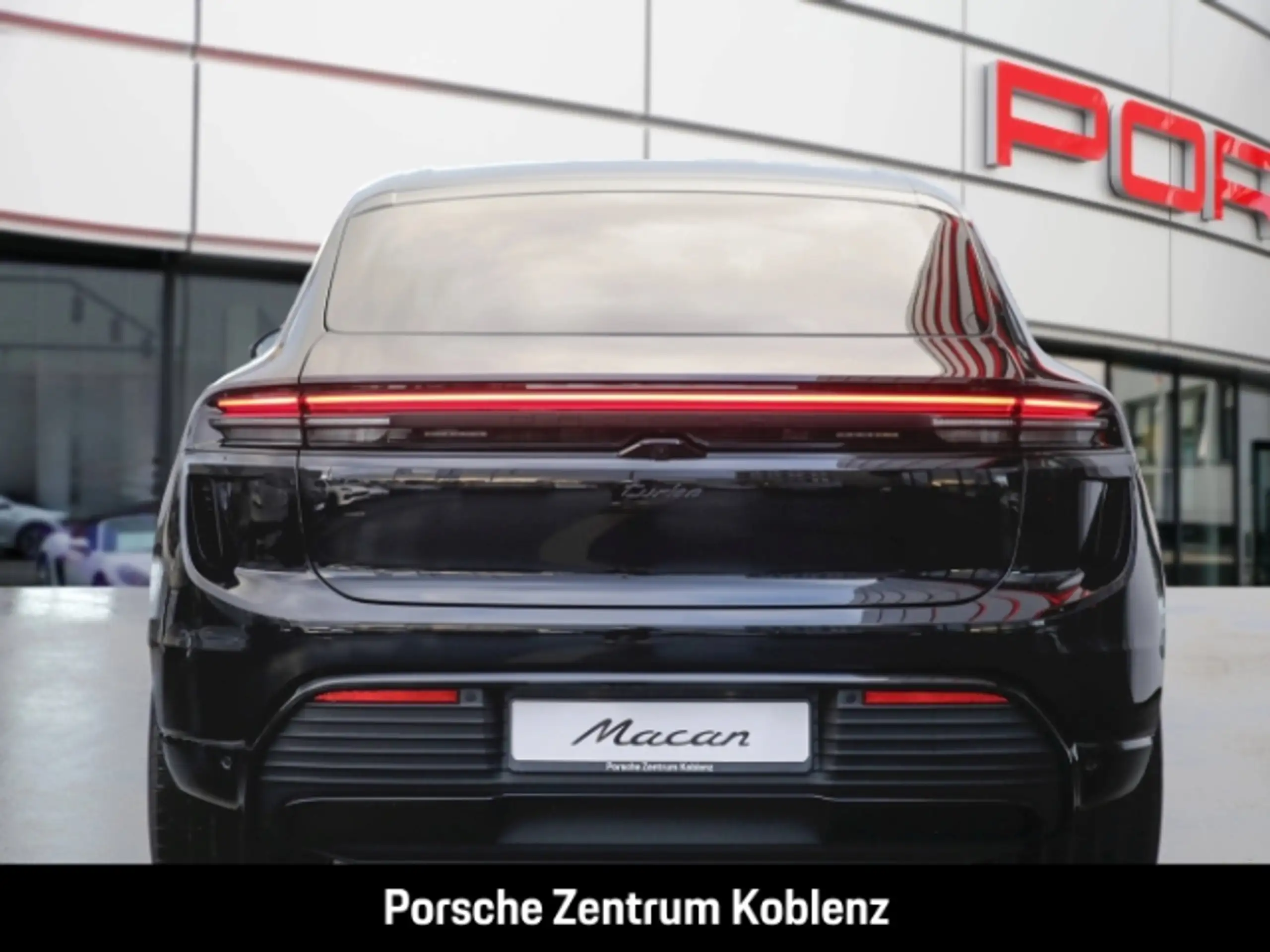 Porsche - Macan