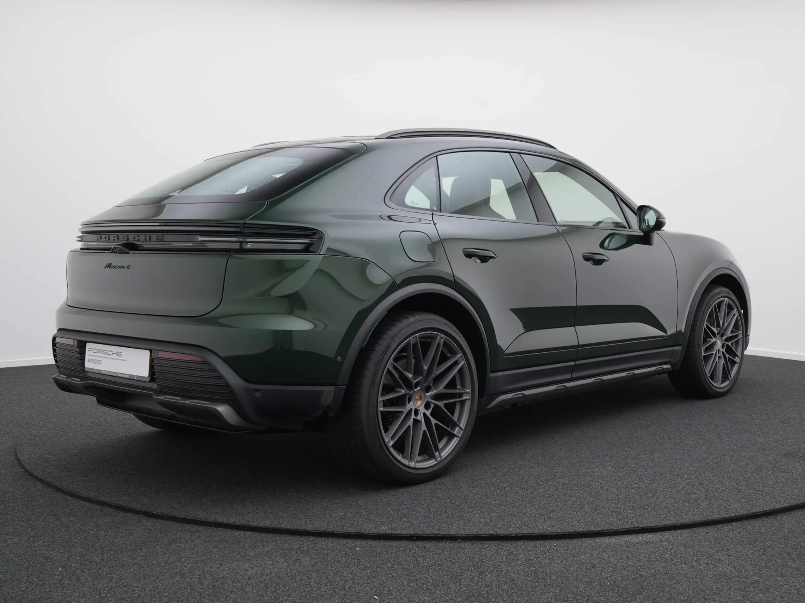 Porsche - Macan