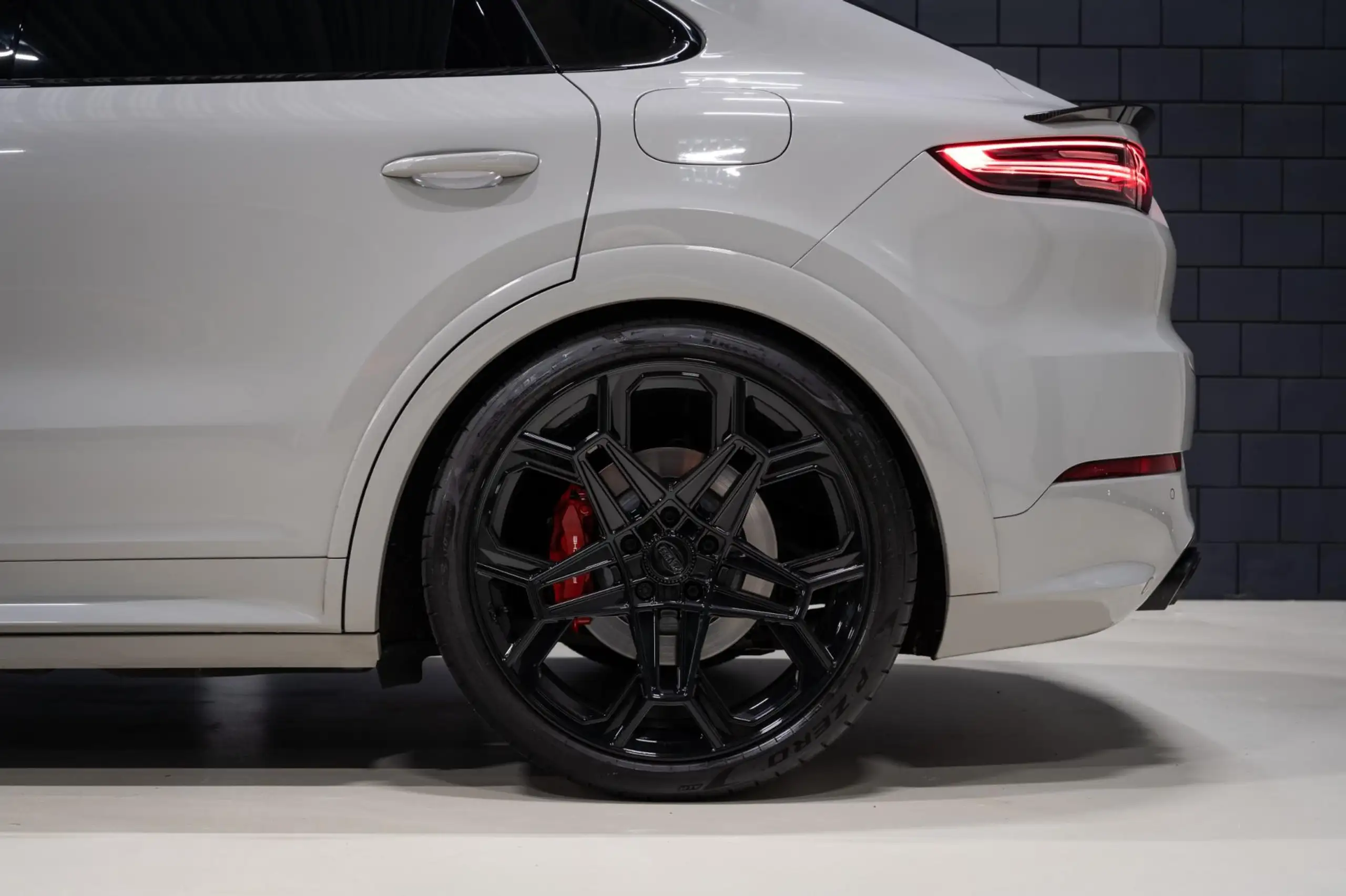 Porsche - Cayenne