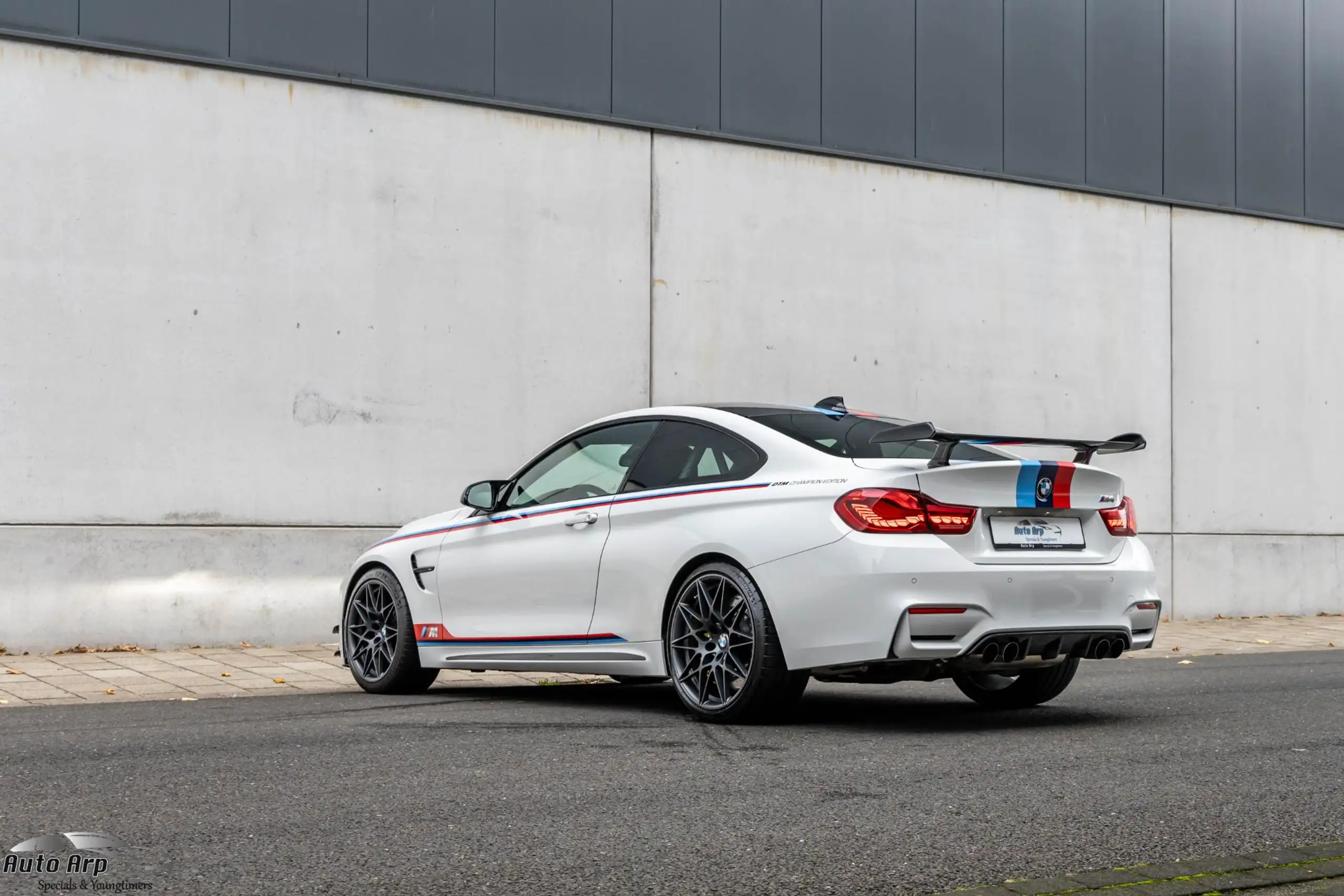 BMW - M4