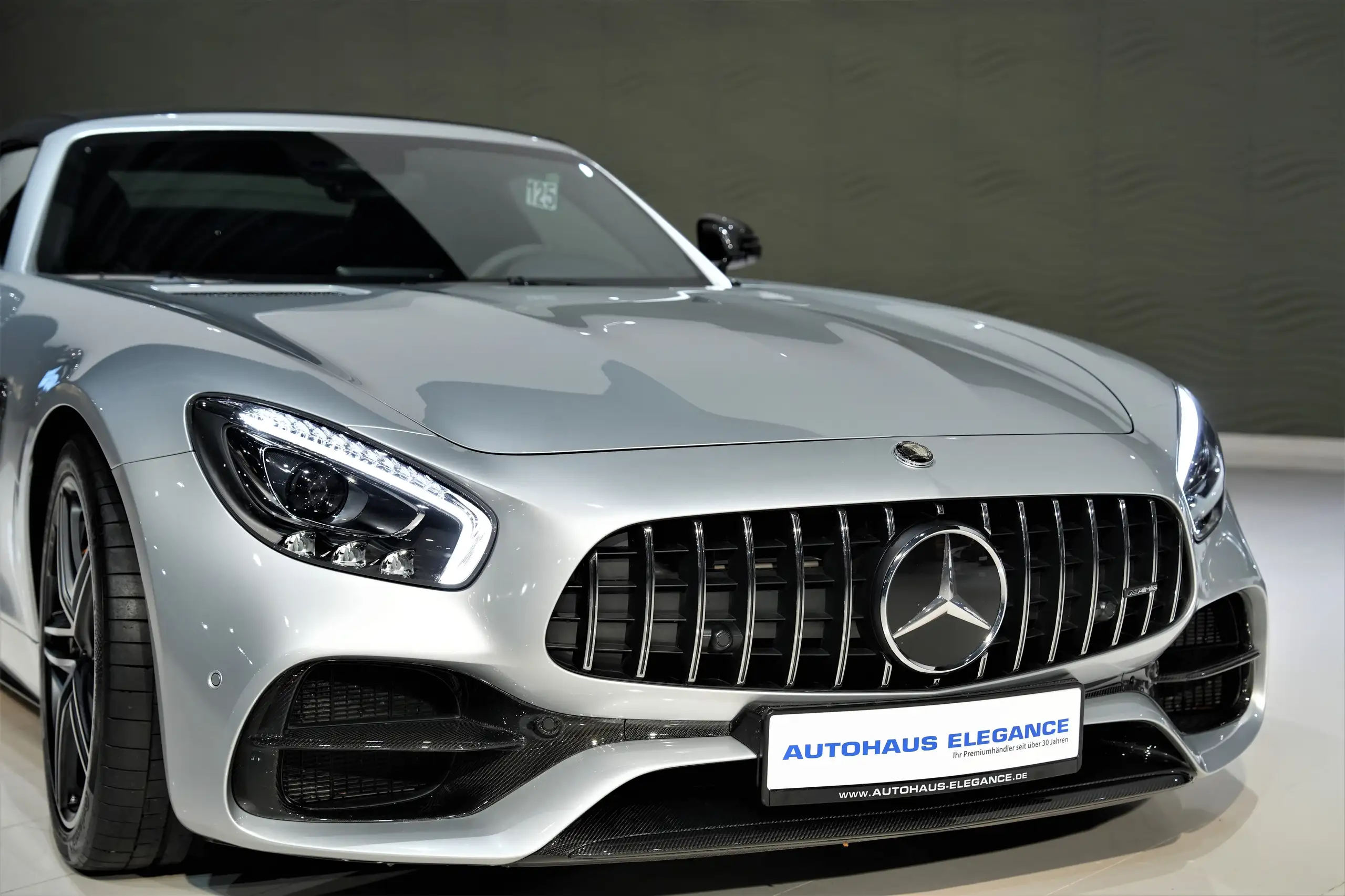 Mercedes-Benz - AMG GT