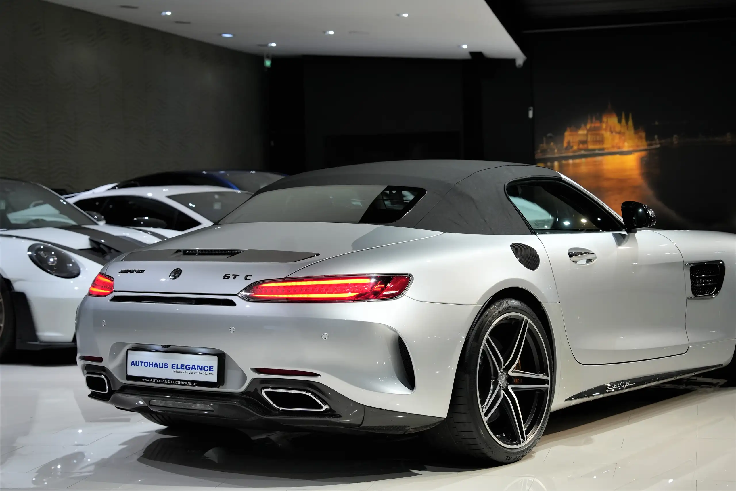 Mercedes-Benz - AMG GT