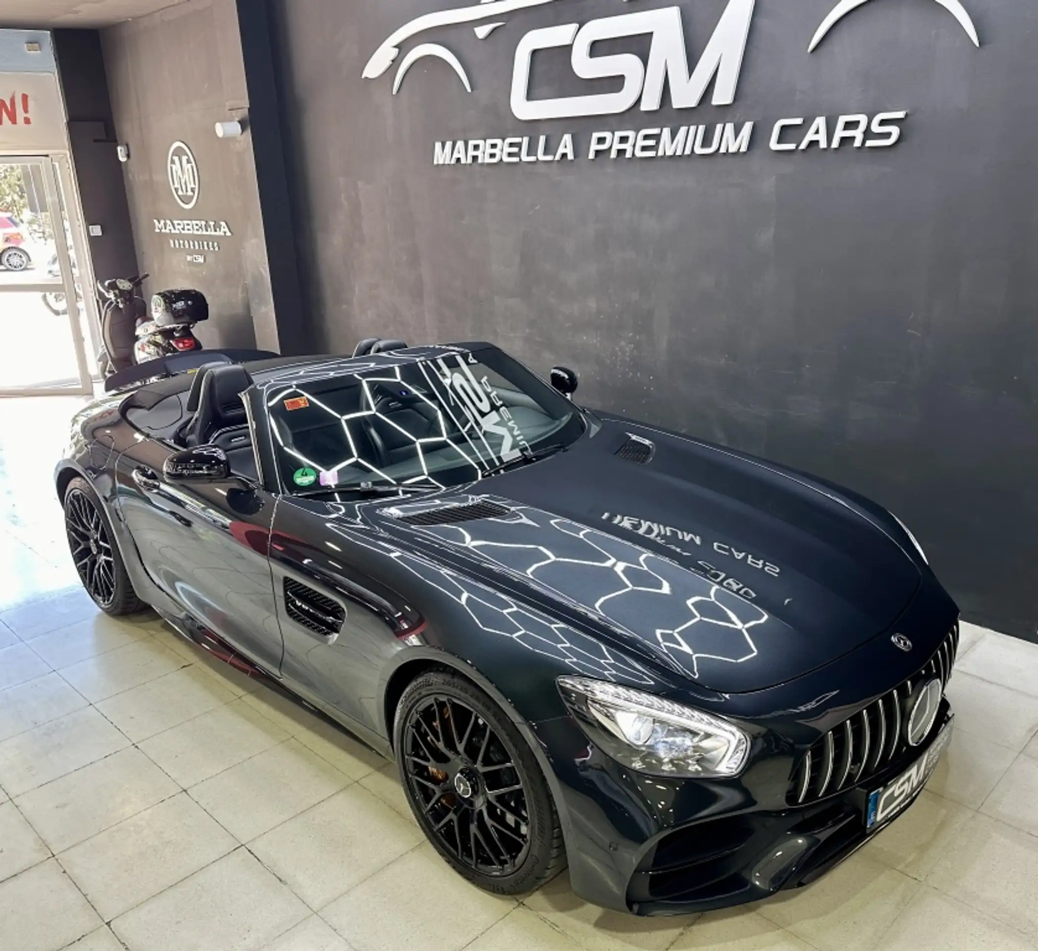 Mercedes-Benz - AMG GT