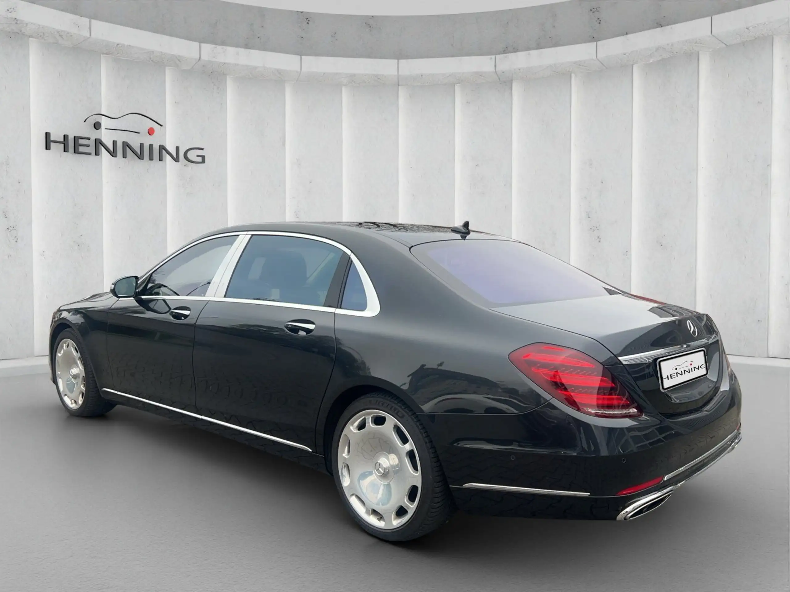 Mercedes-Benz - S 650