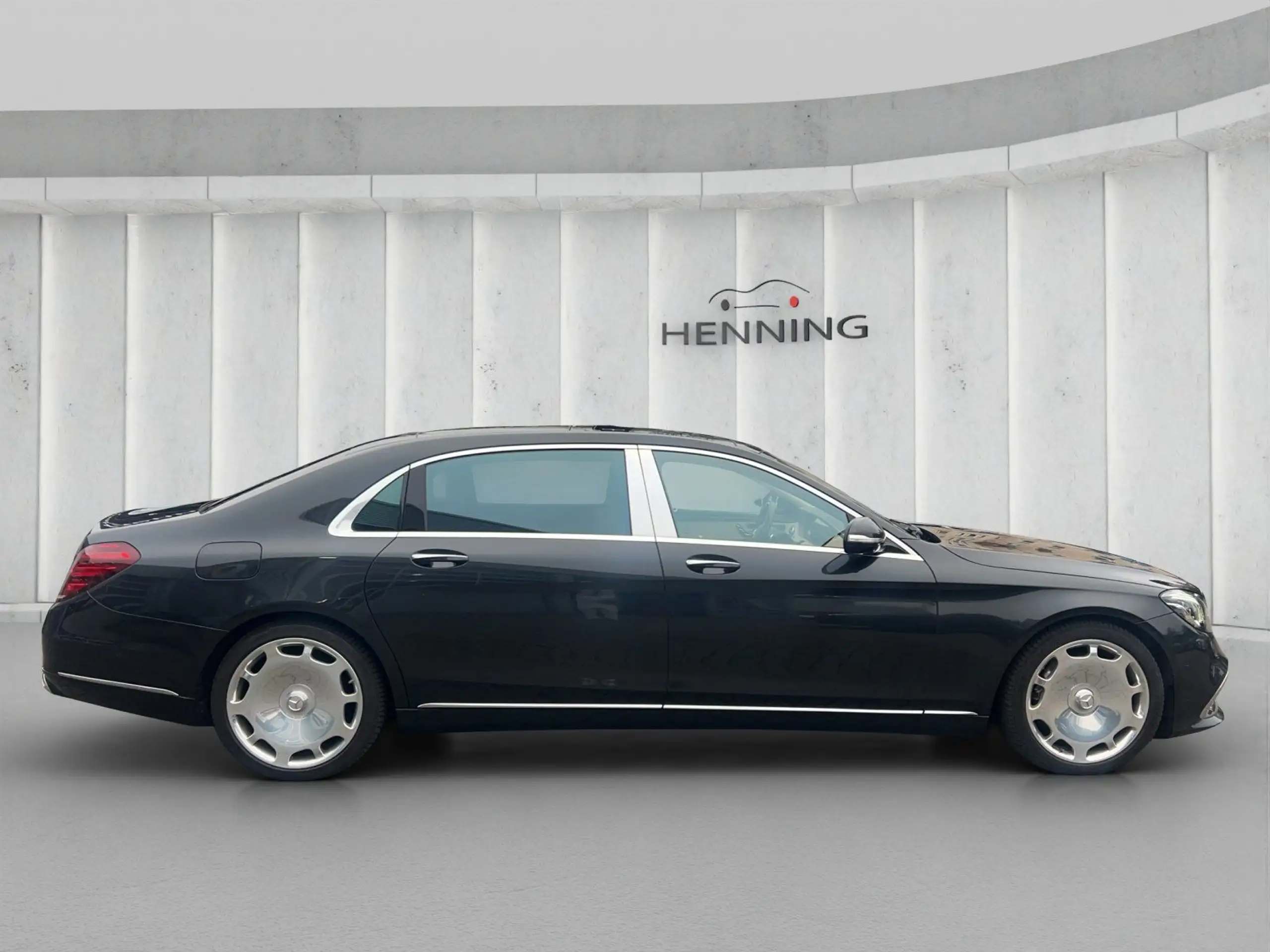 Mercedes-Benz - S 650