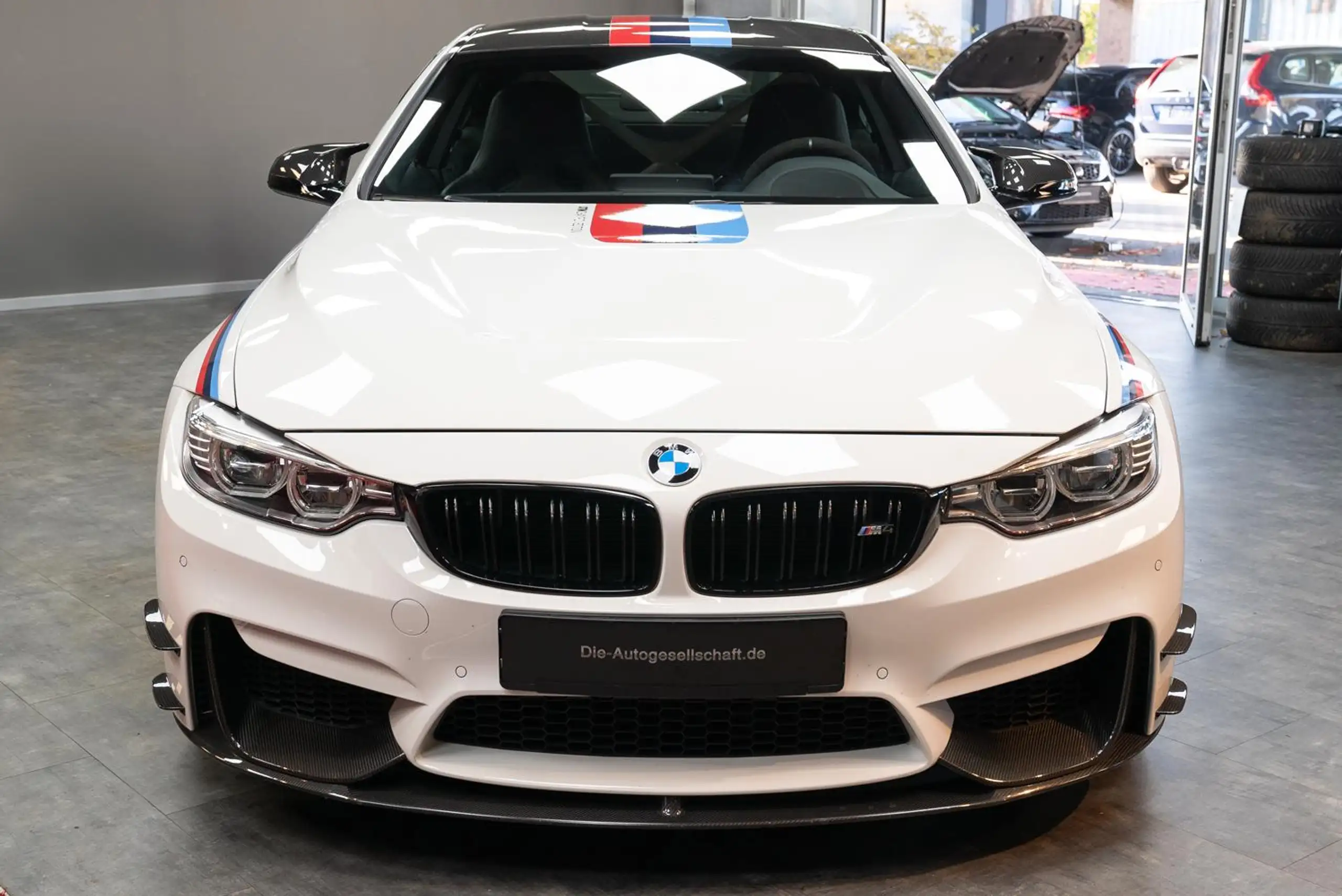 BMW - M4