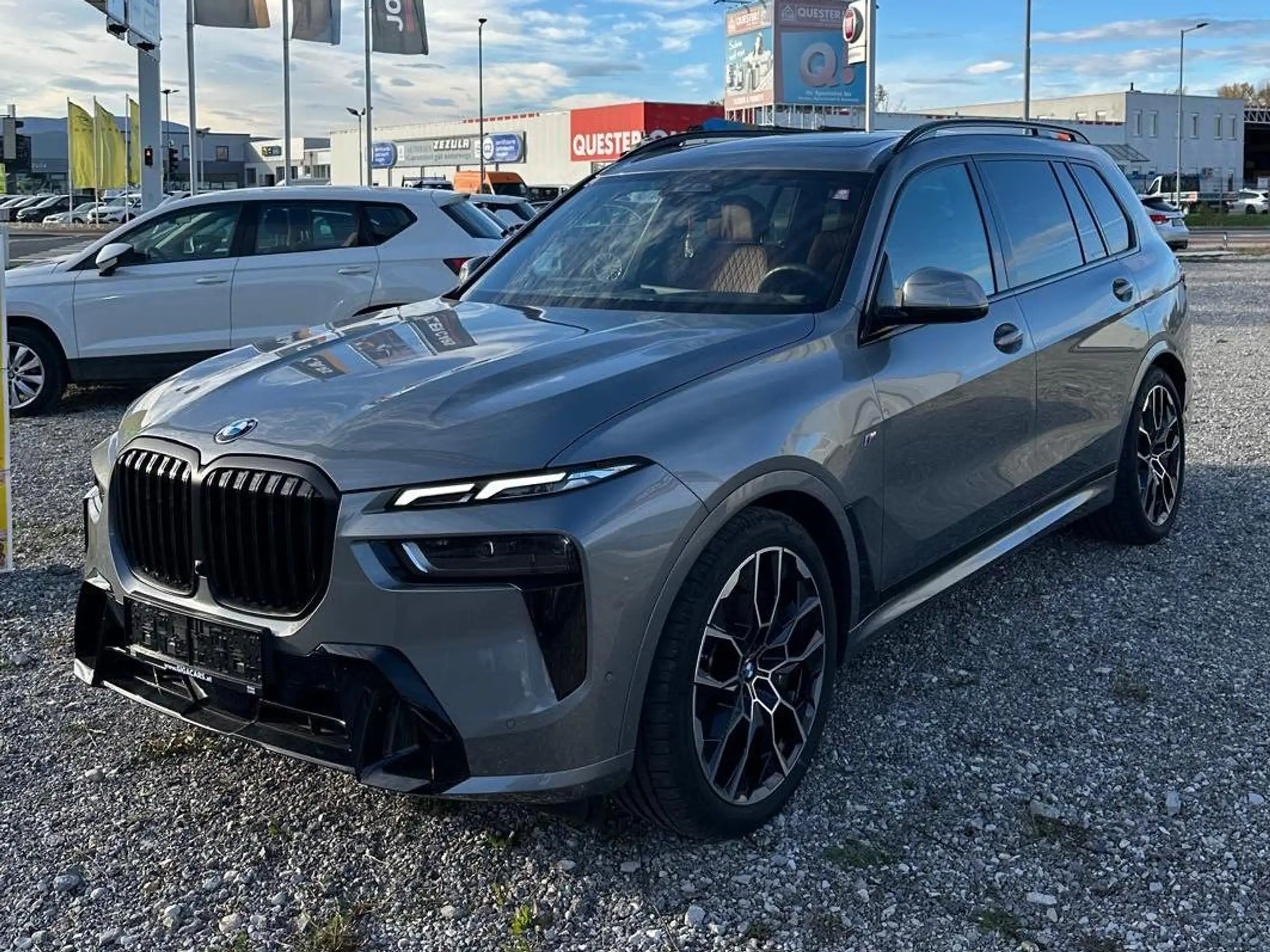 BMW - X7