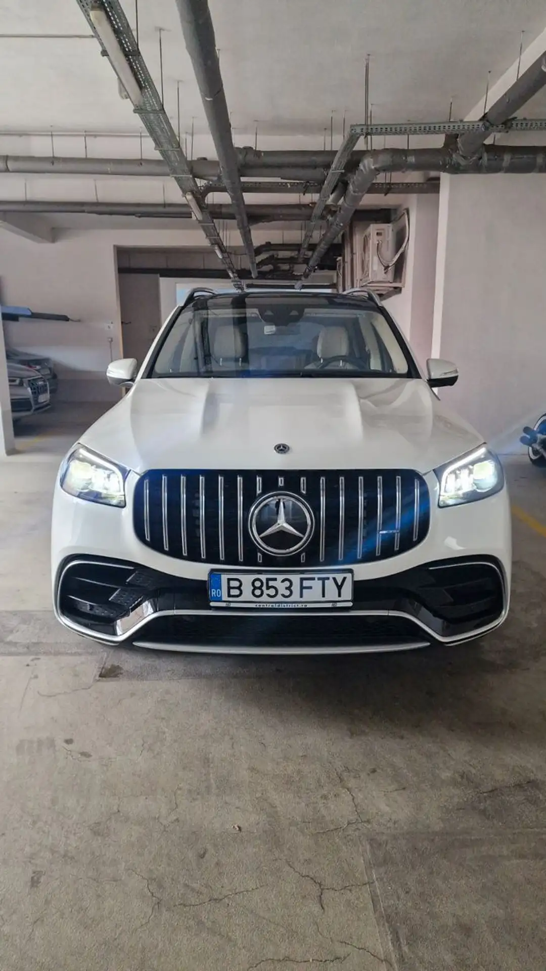 Mercedes-Benz - GLS 63 AMG