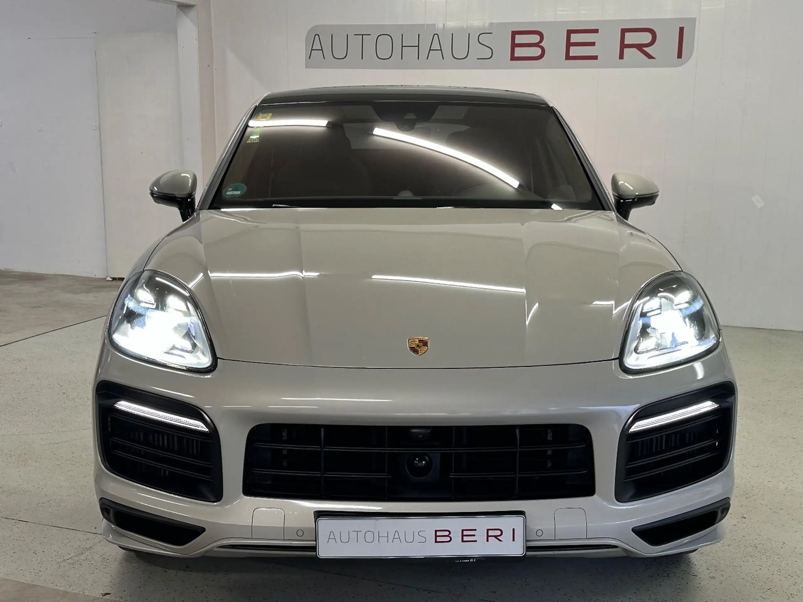 Porsche - Cayenne