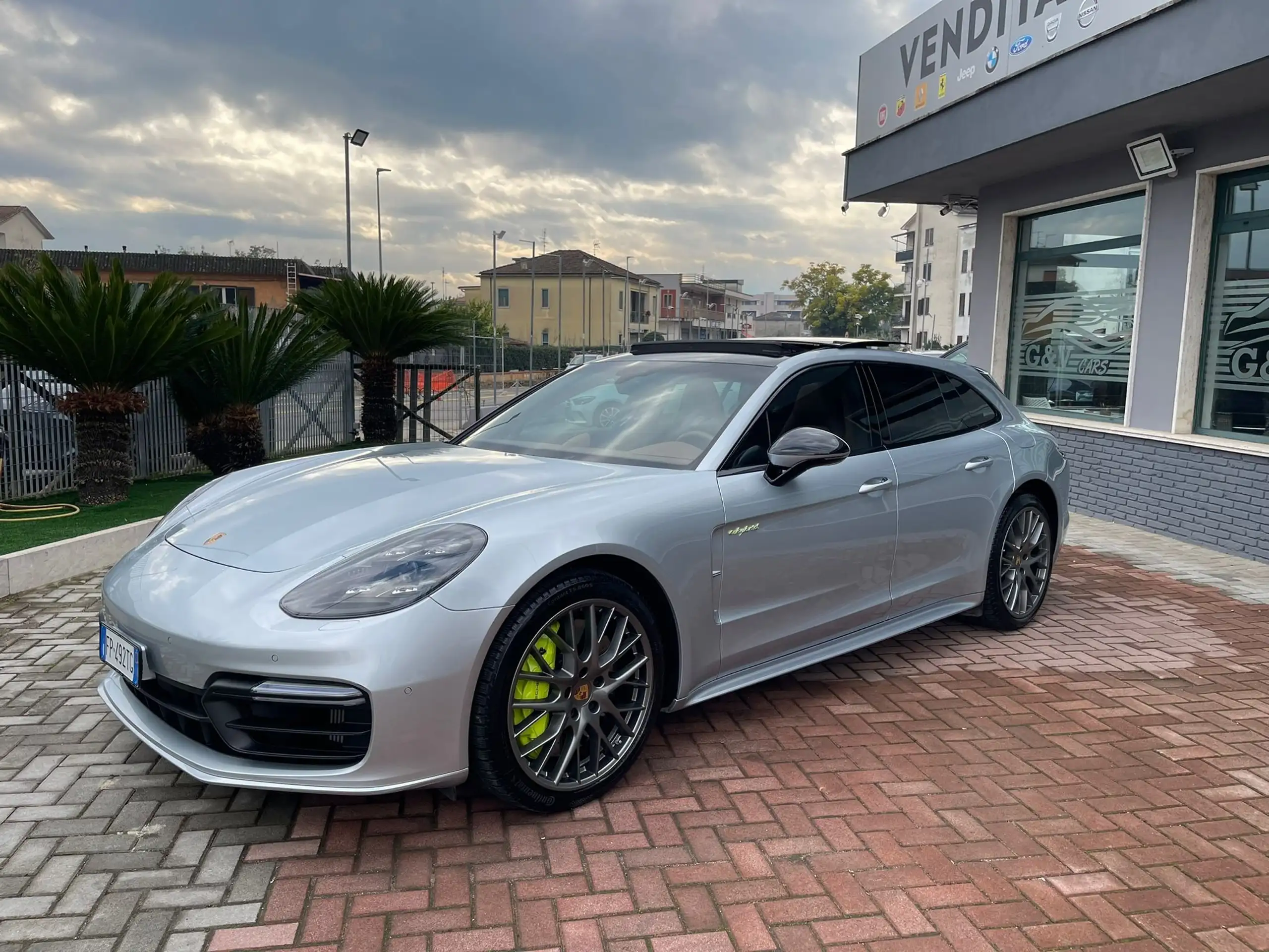 Porsche - Panamera