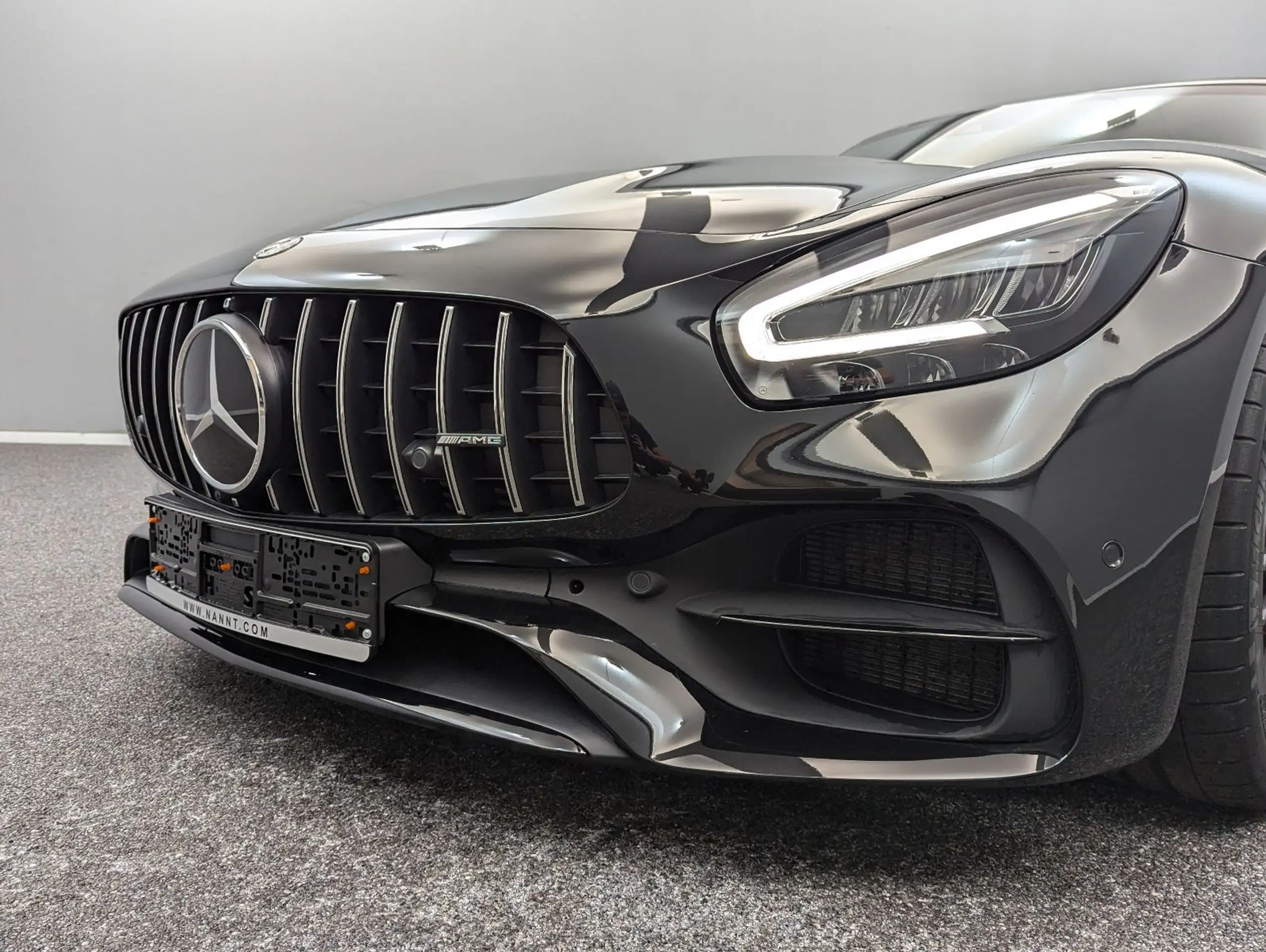 Mercedes-Benz - AMG GT