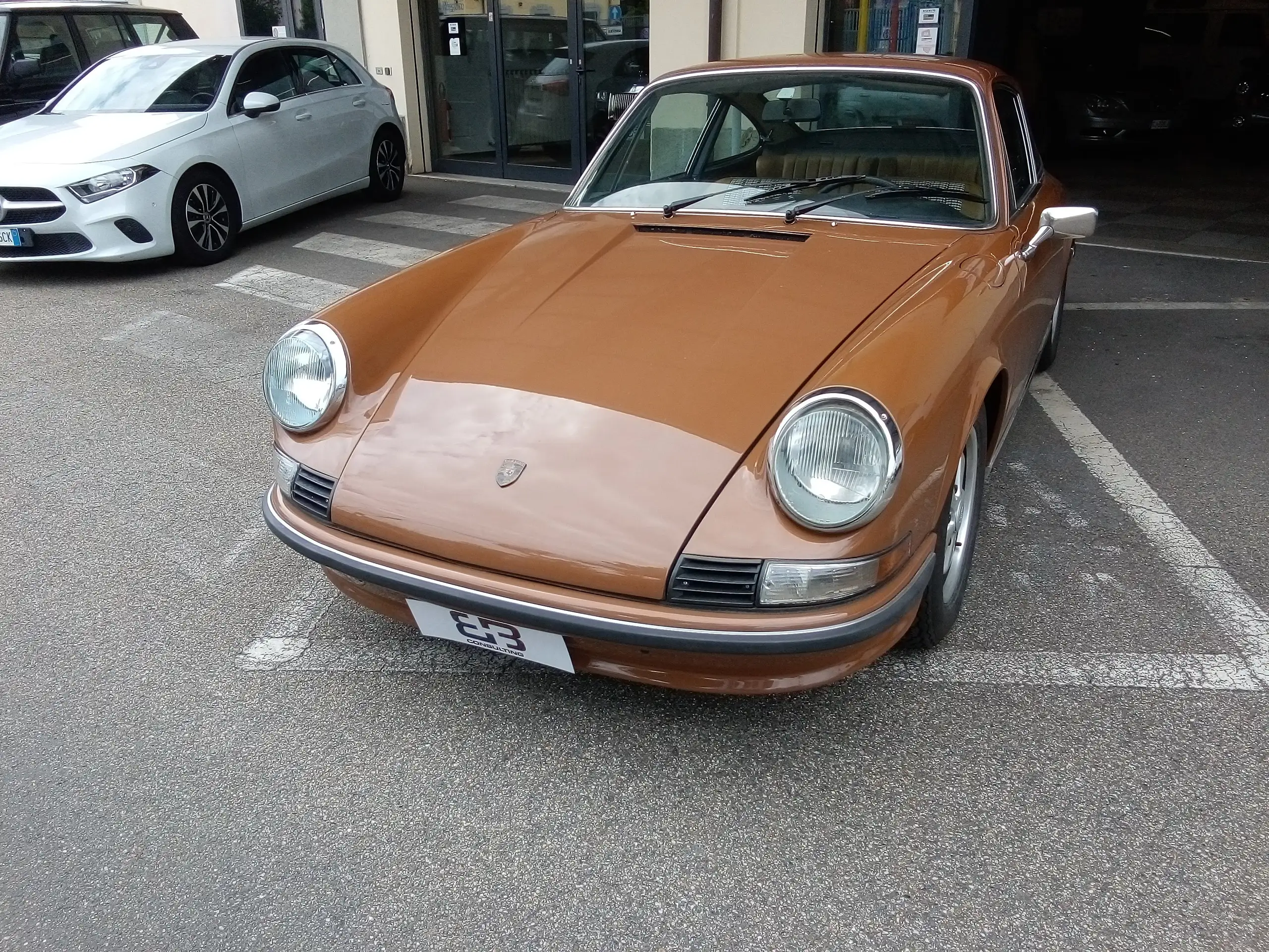 Porsche - 911