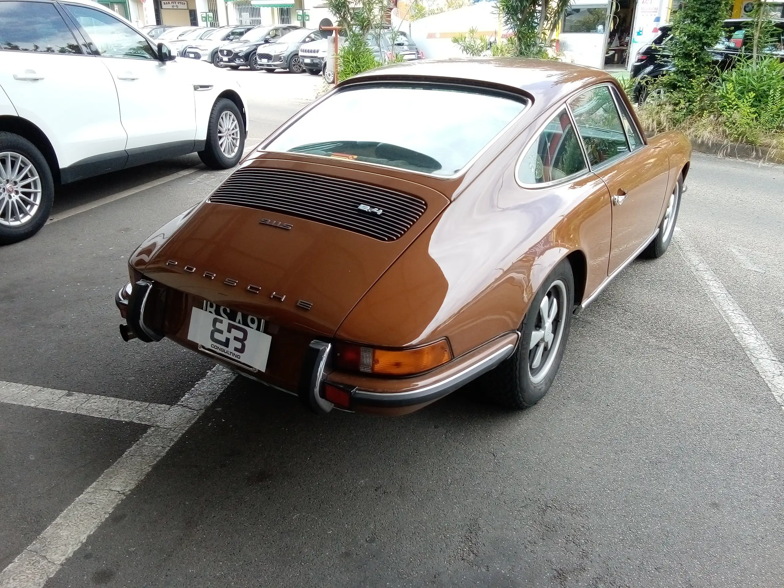 Porsche - 911