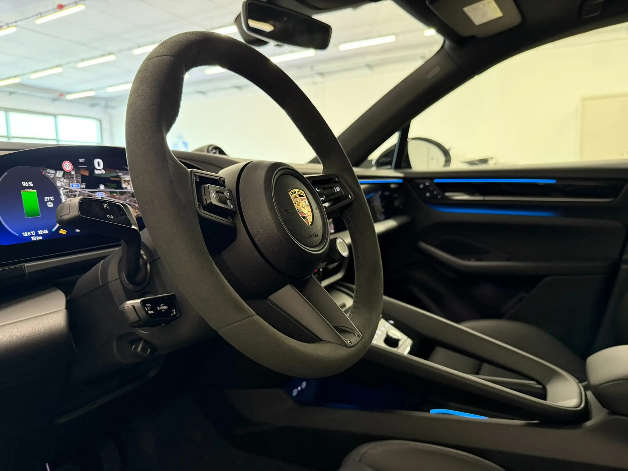 Porsche - Macan