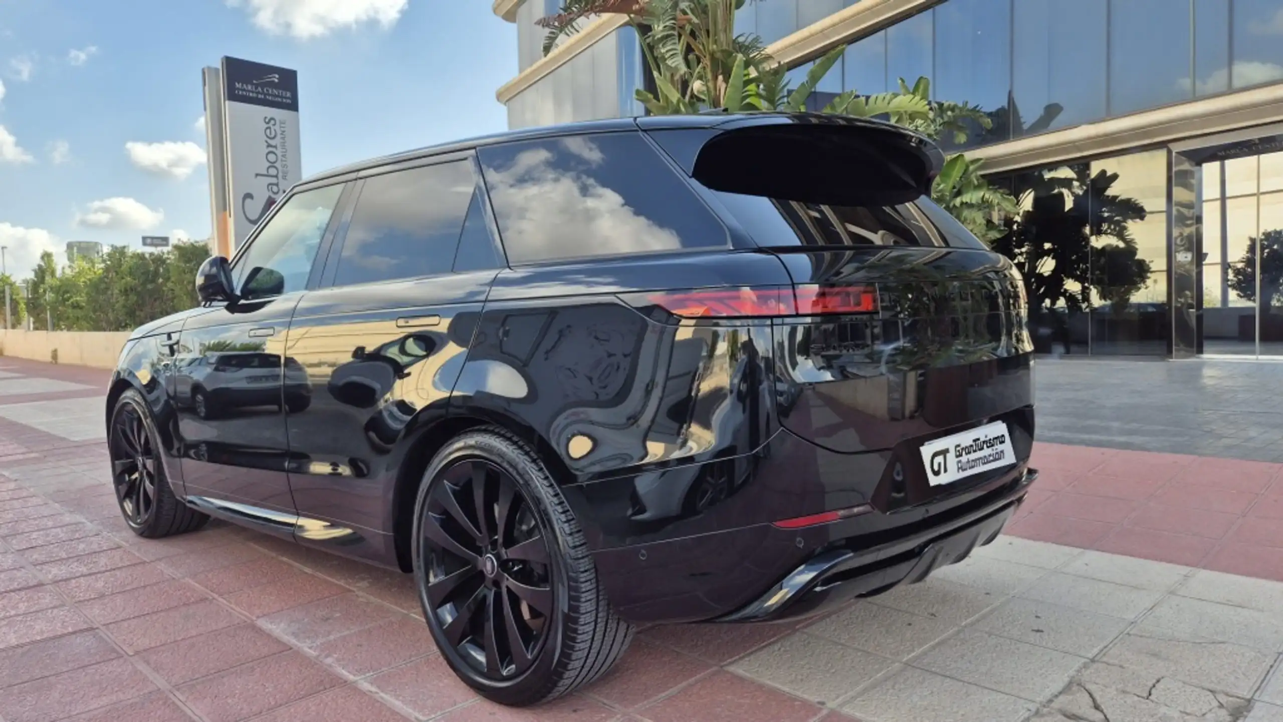 Land Rover - Range Rover Sport