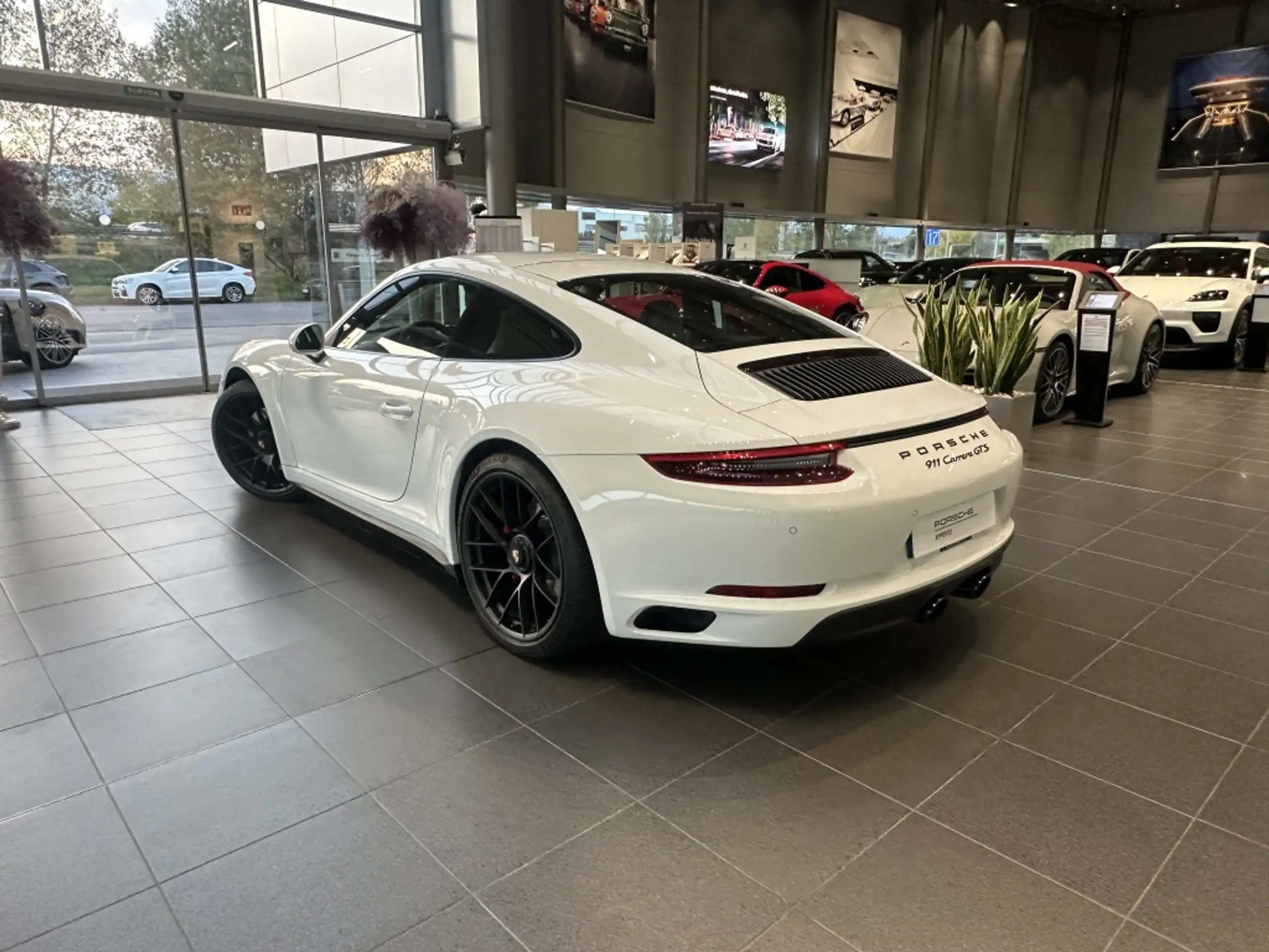 Porsche - 991