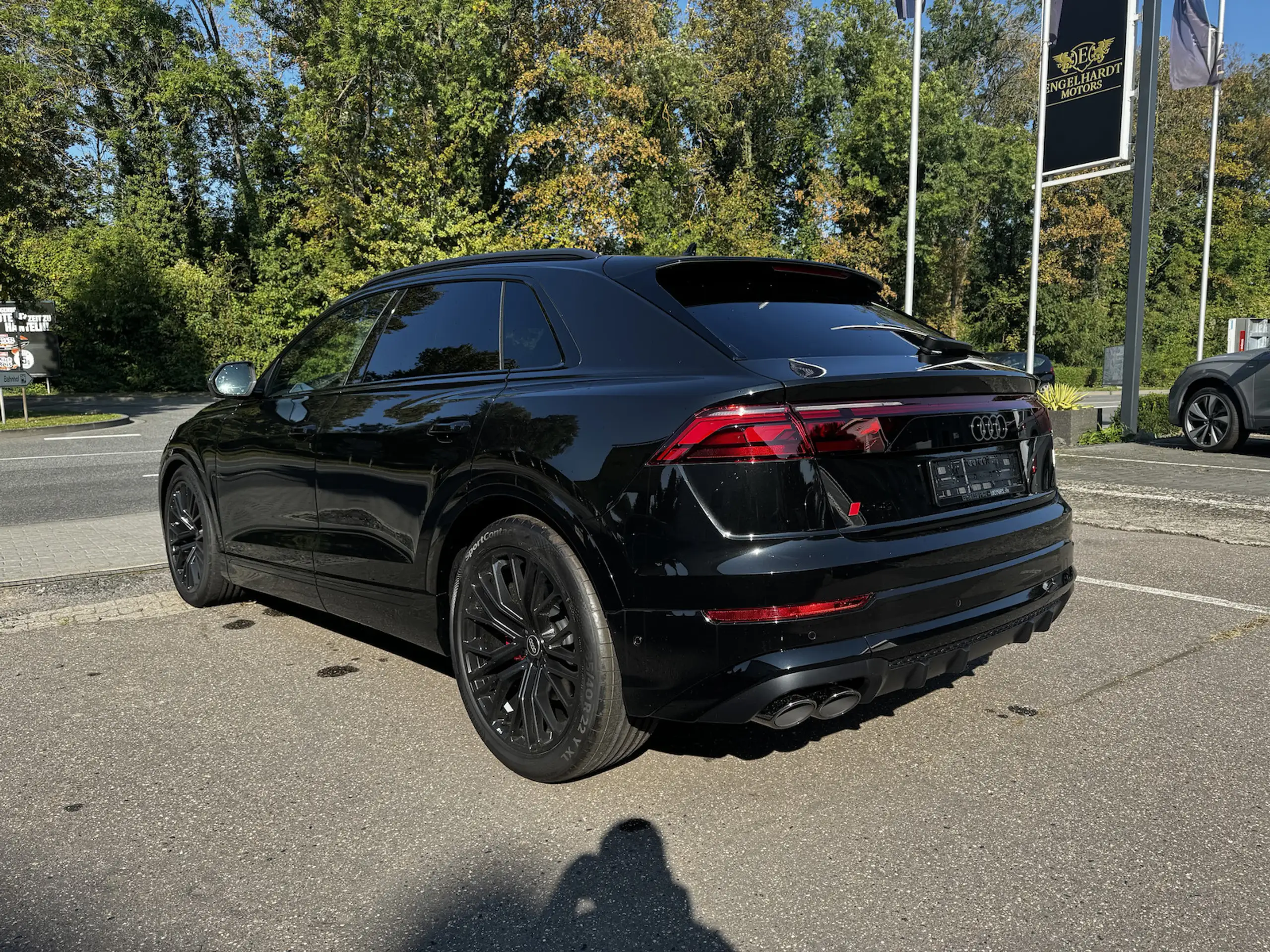 Audi - SQ8