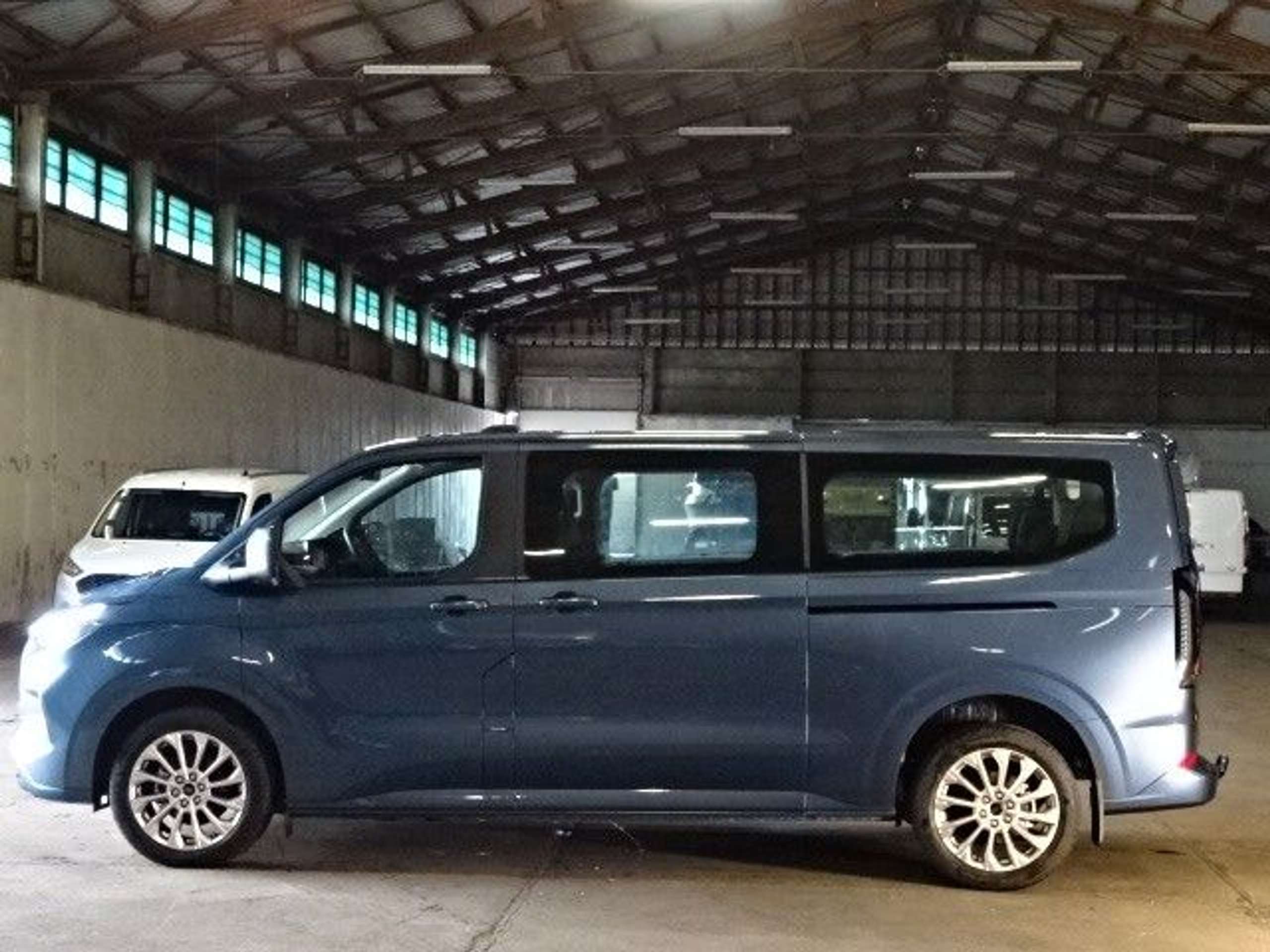 Ford - Tourneo Custom