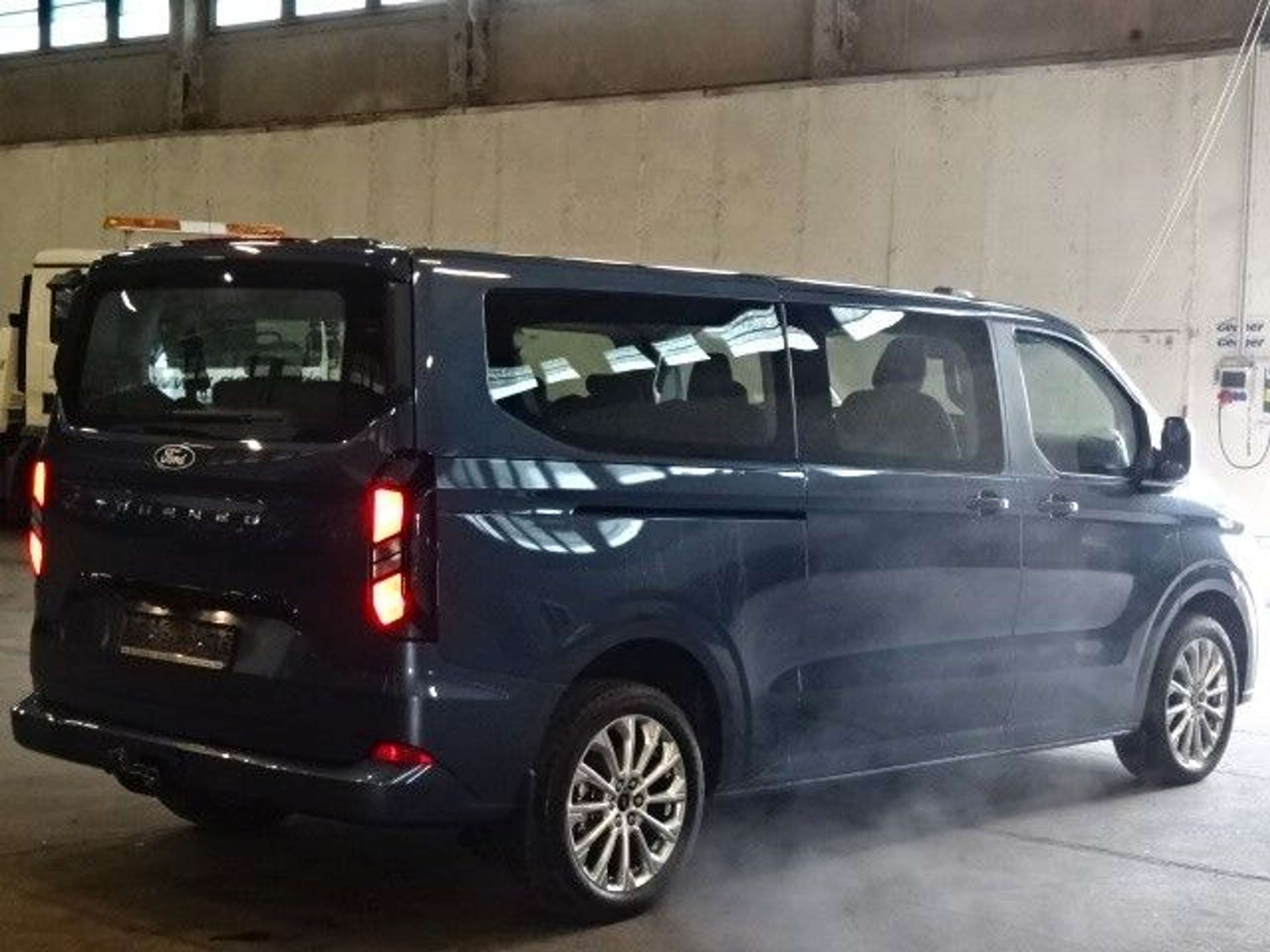 Ford - Tourneo Custom