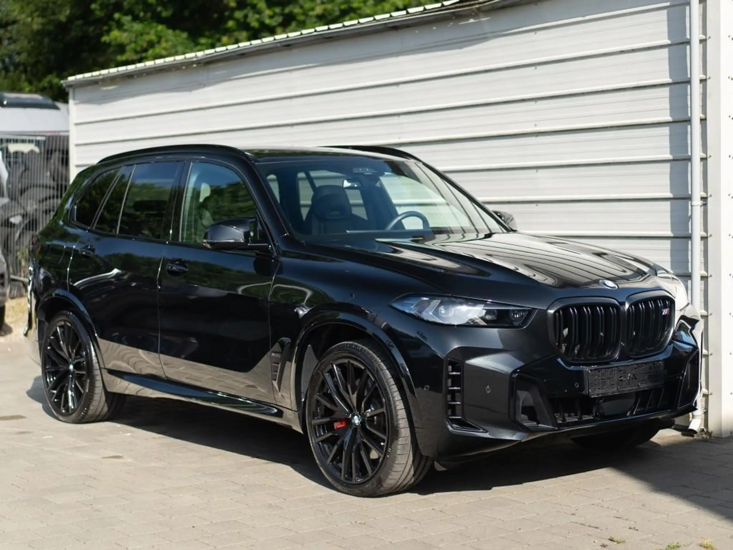 BMW - X5 M