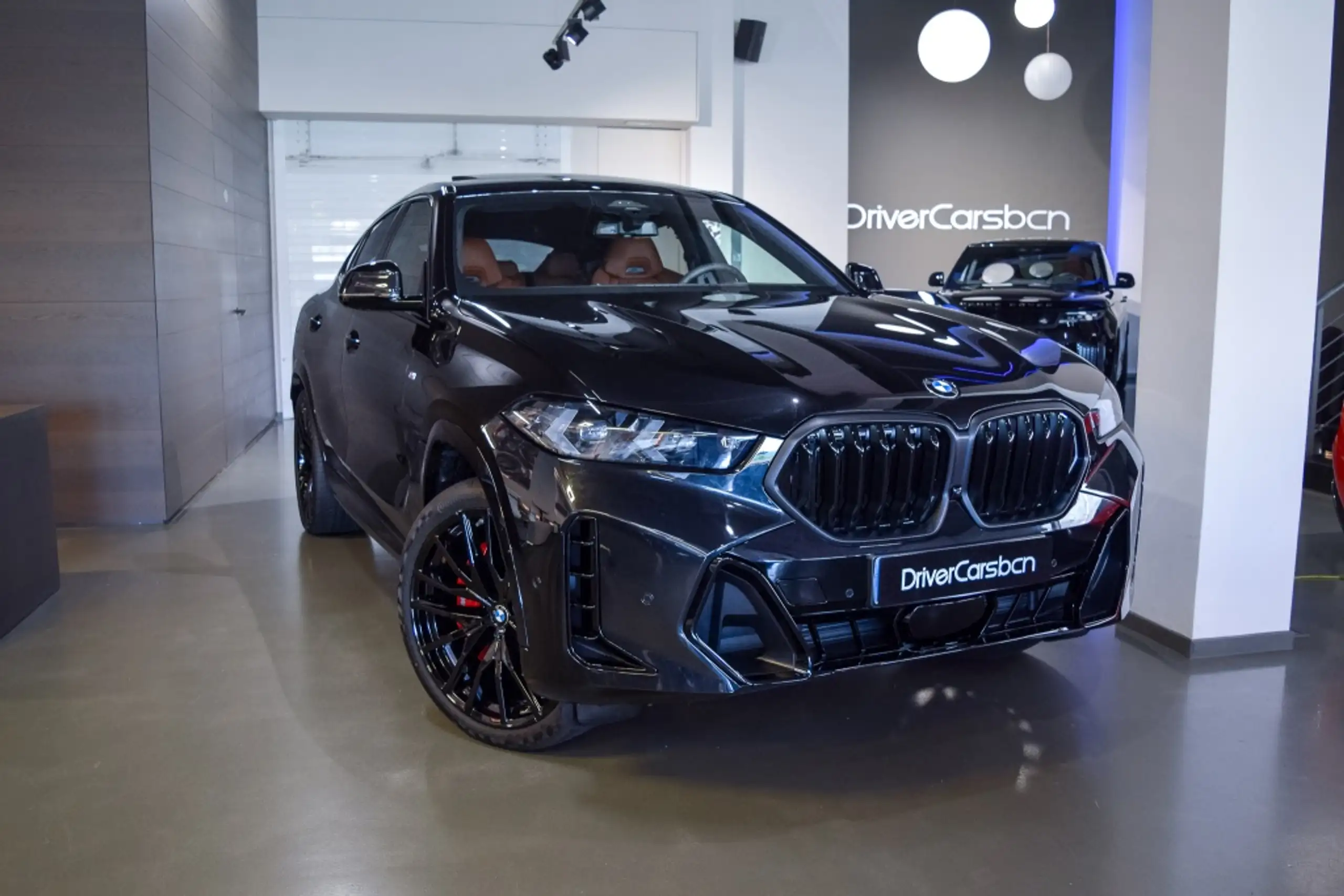 BMW - X6