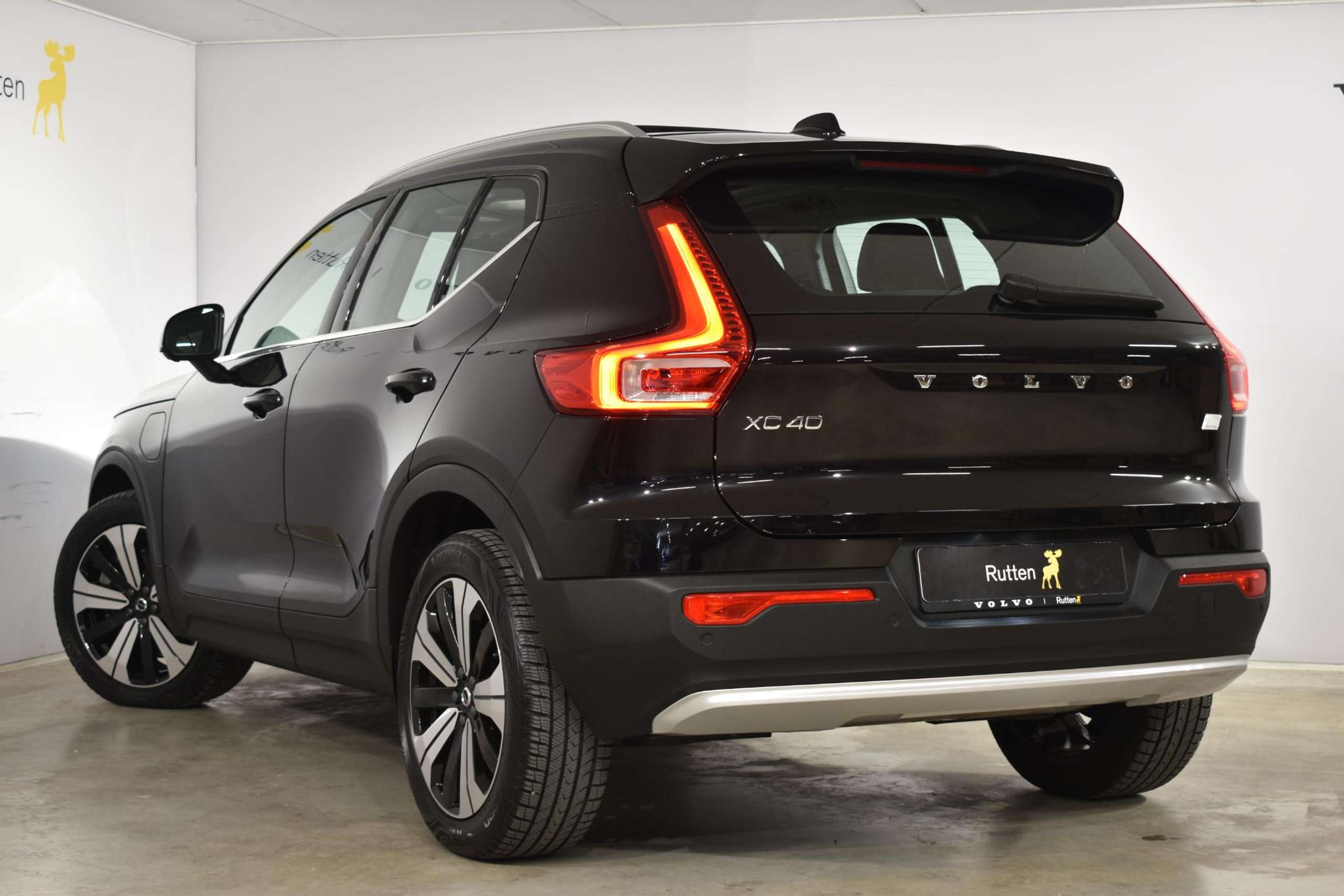 Volvo - XC40