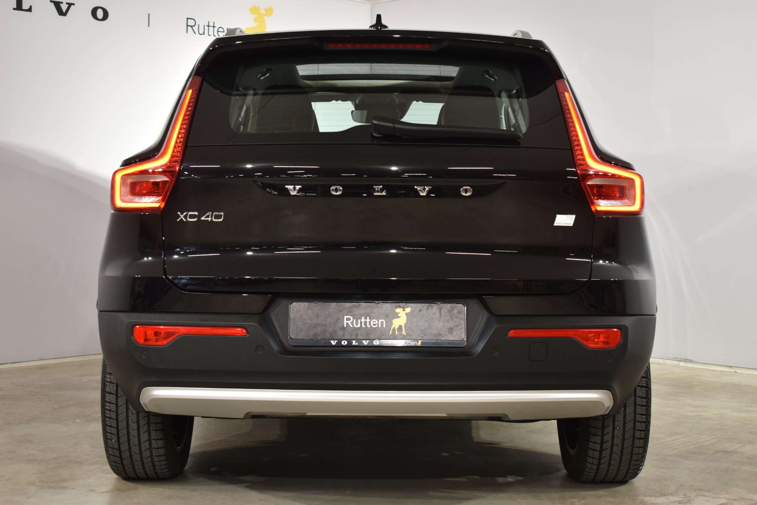 Volvo - XC40