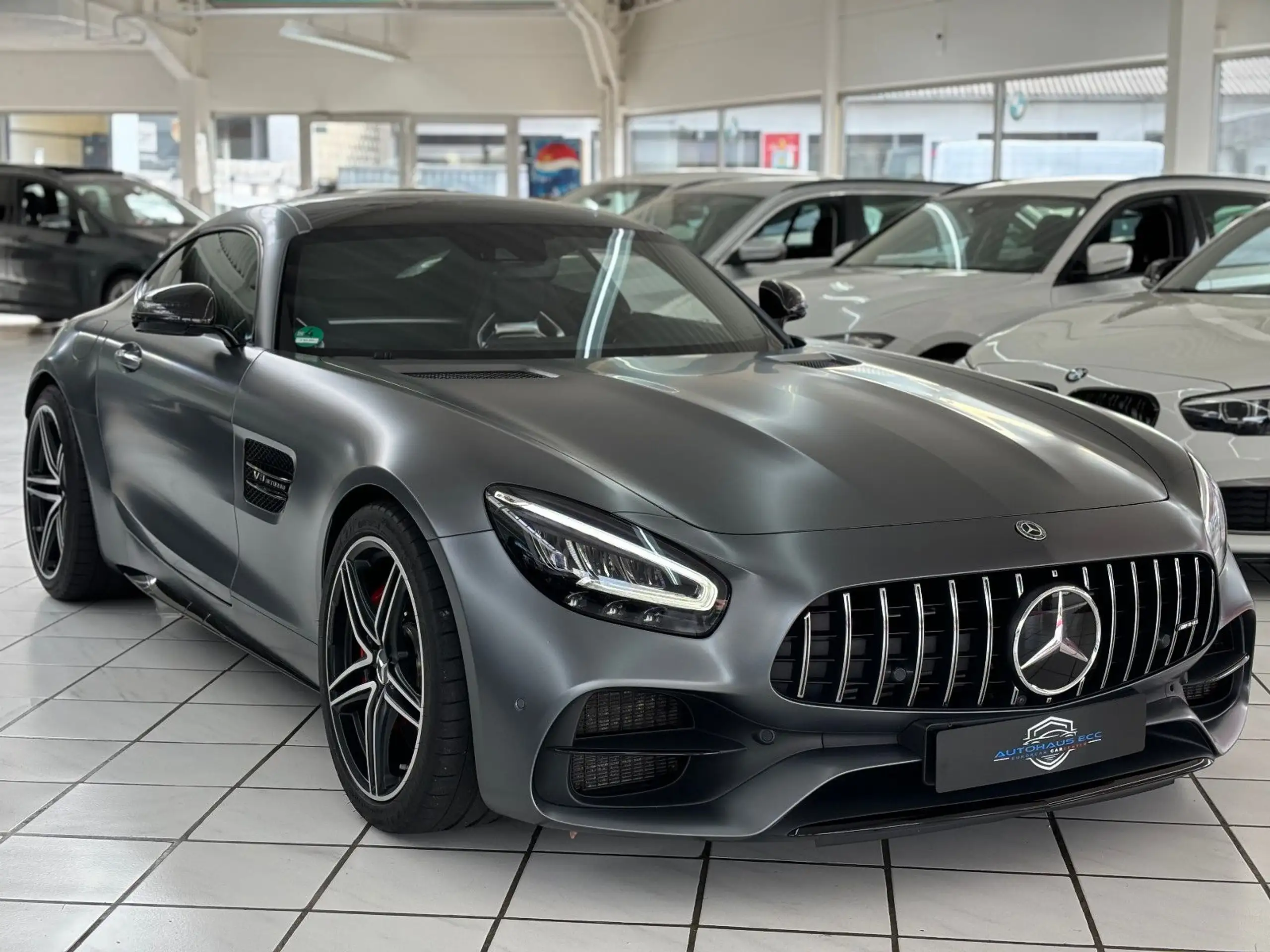 Mercedes-Benz - AMG GT