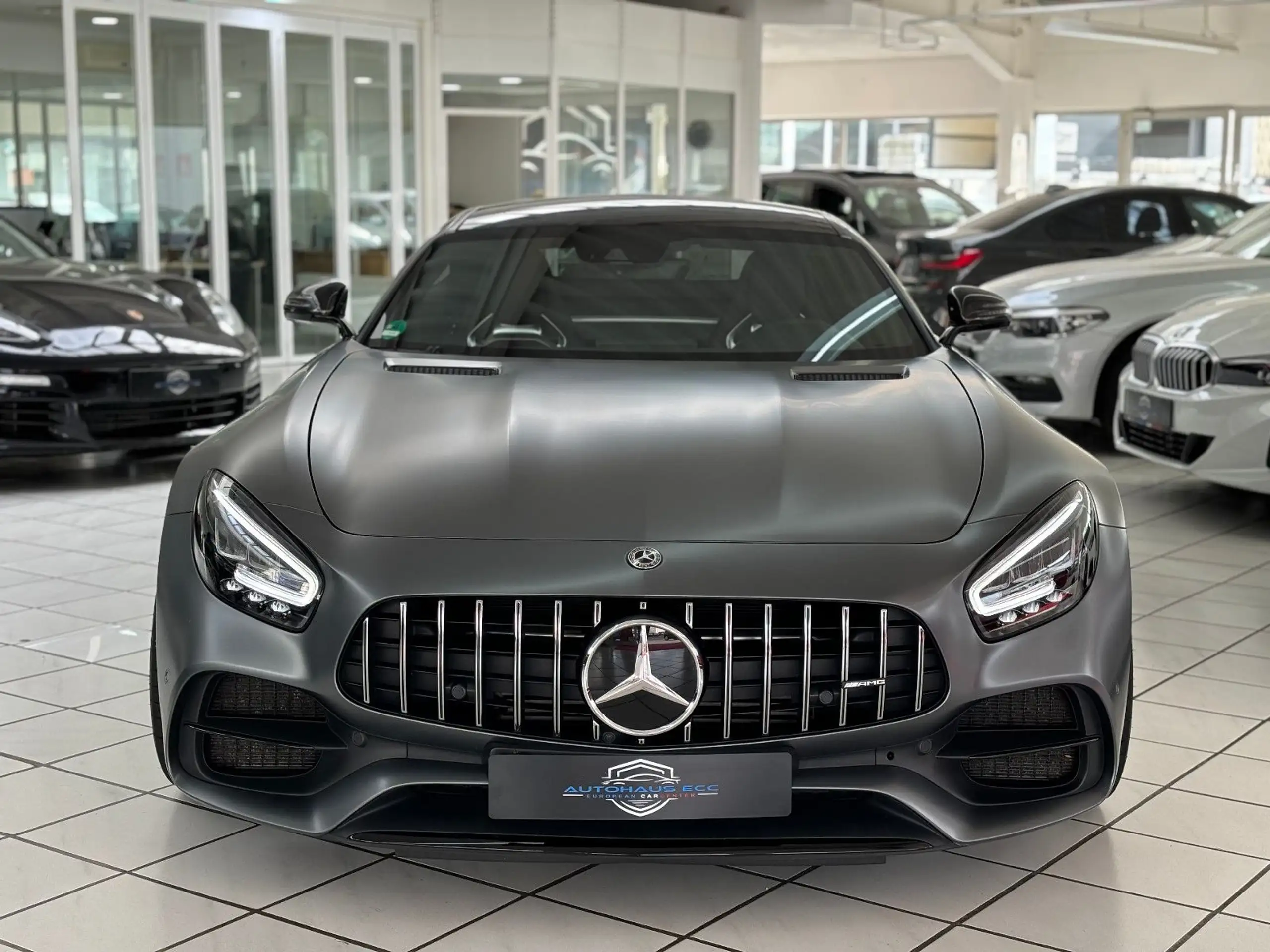 Mercedes-Benz - AMG GT