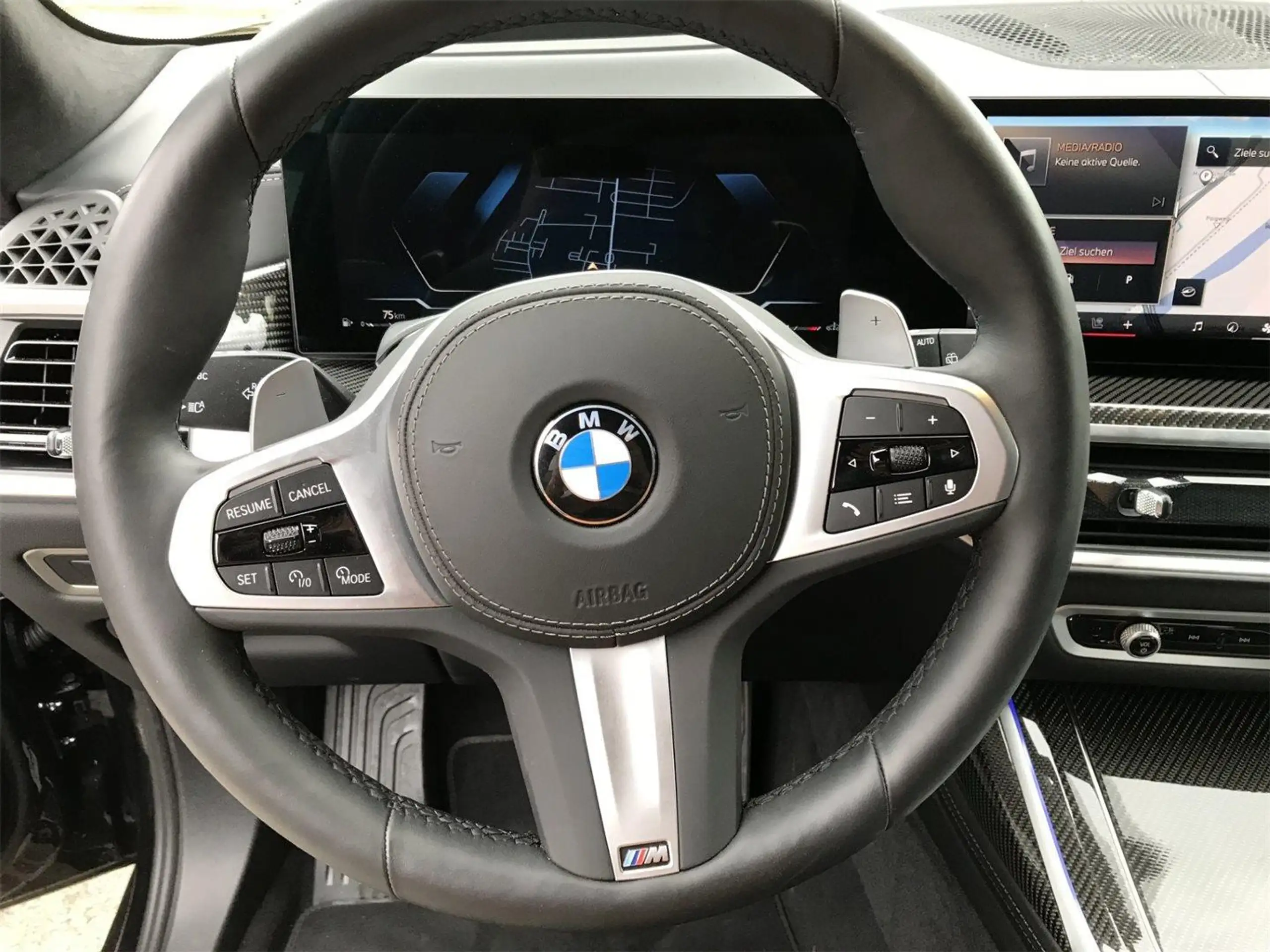 BMW - X7