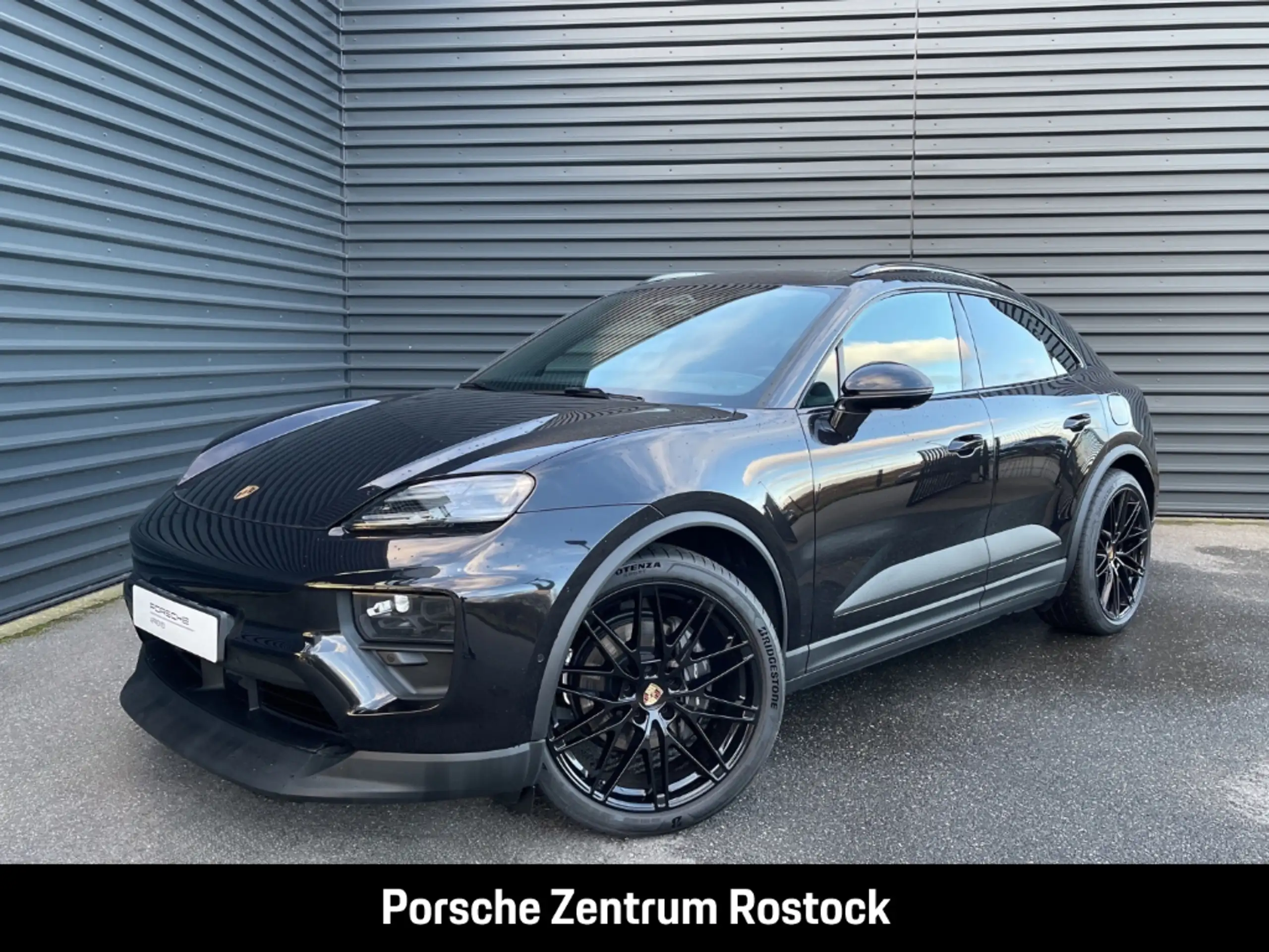 Porsche - Macan