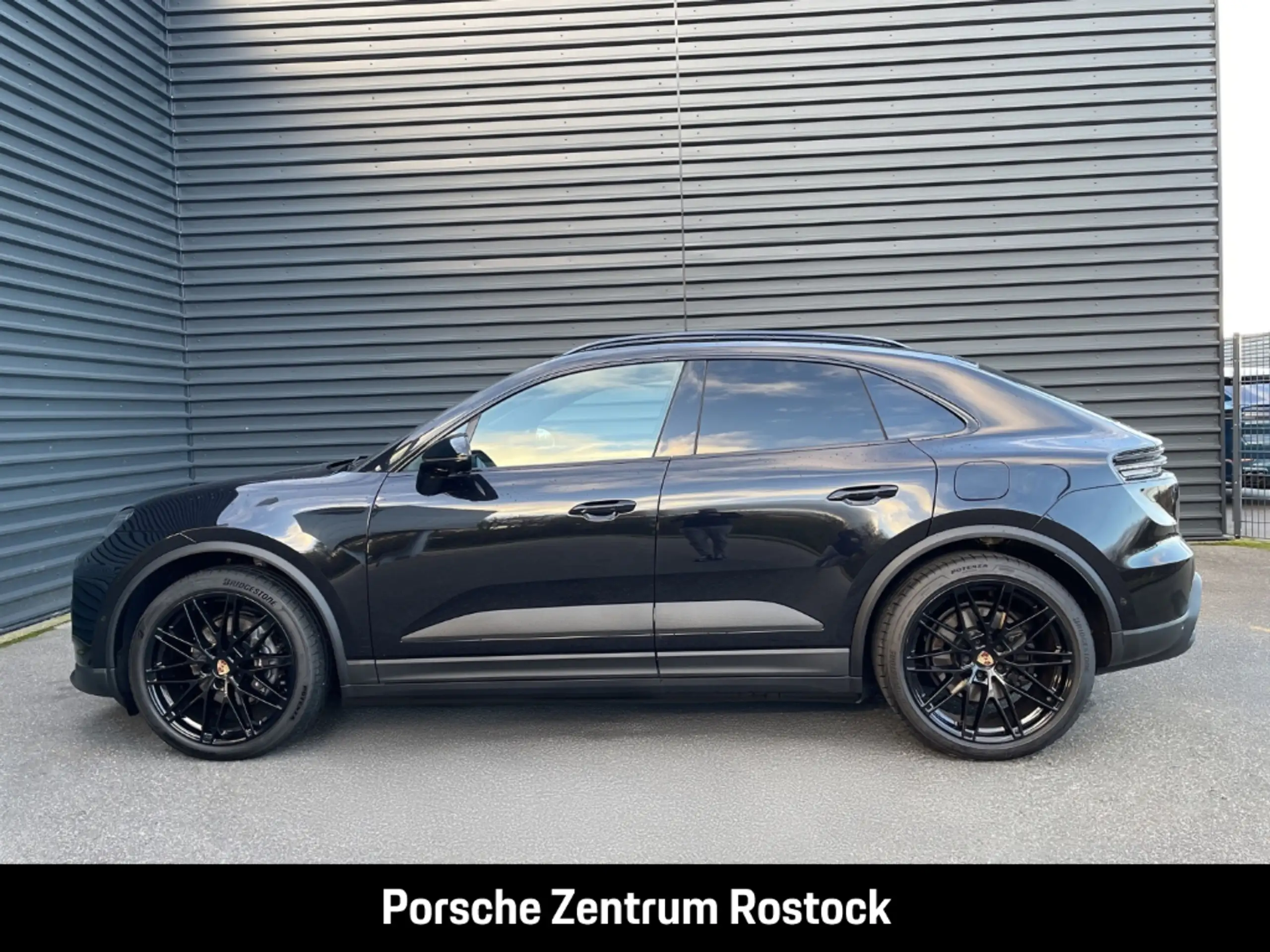 Porsche - Macan