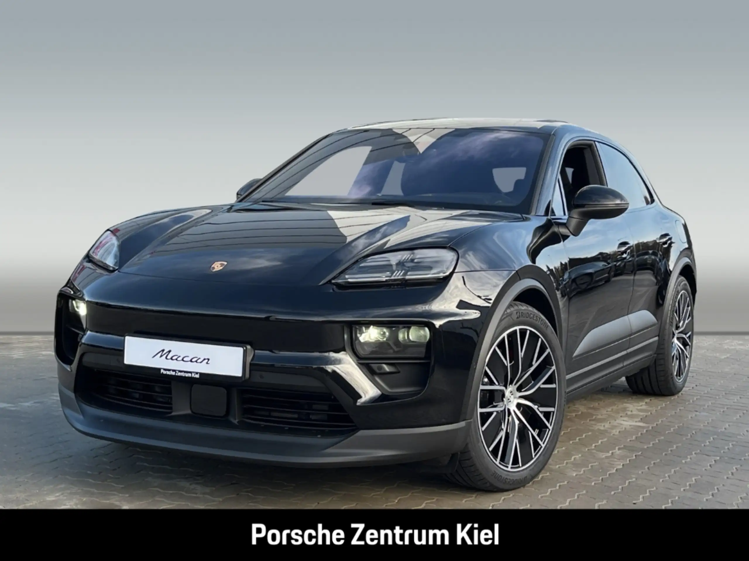 Porsche - Macan