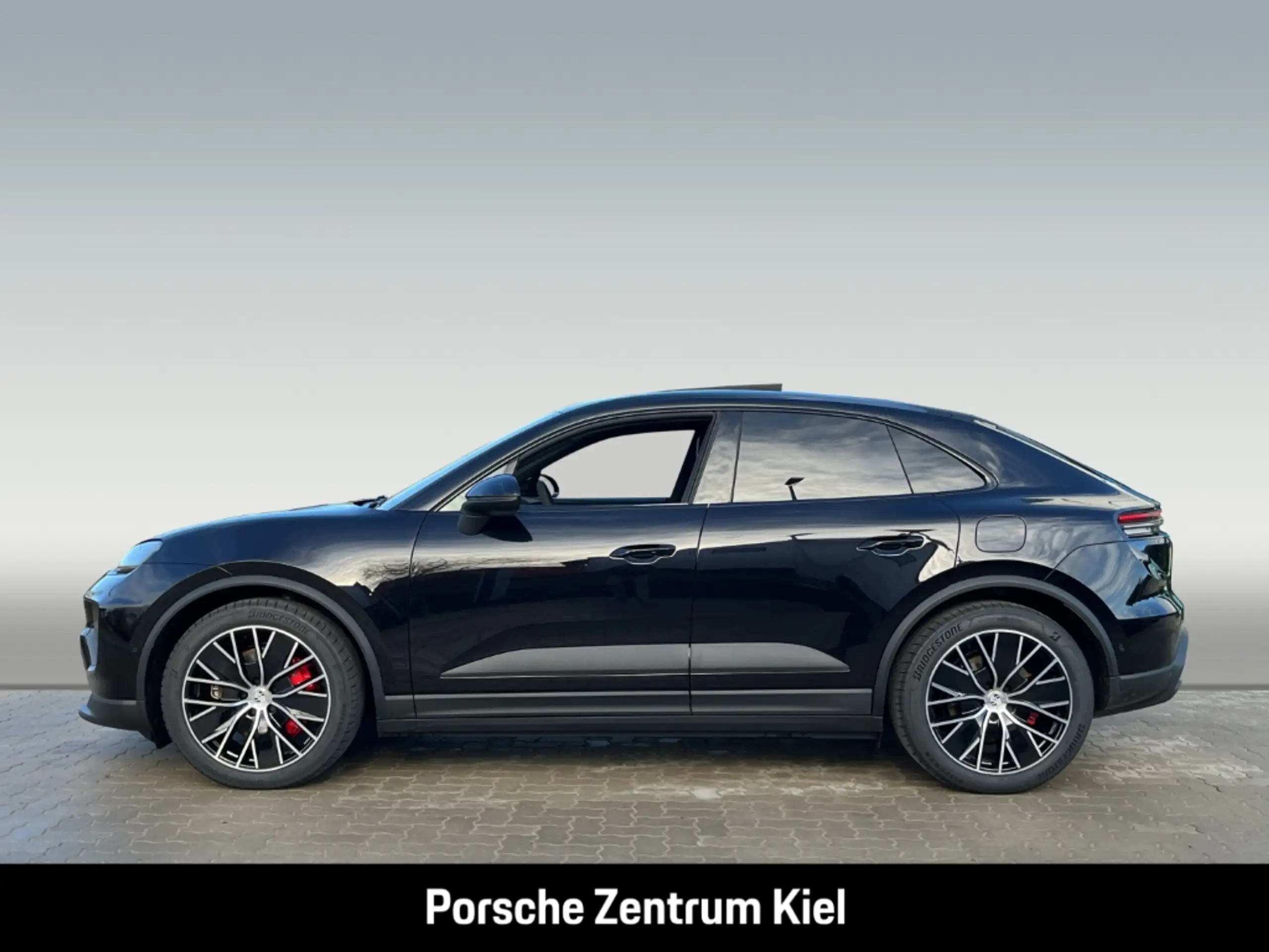 Porsche - Macan